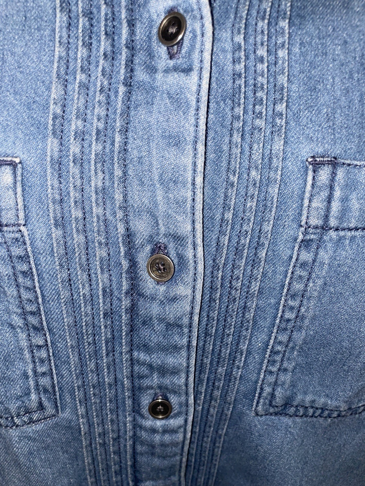 American Eagle Outfitters Blue Denim Label Shirt Size M