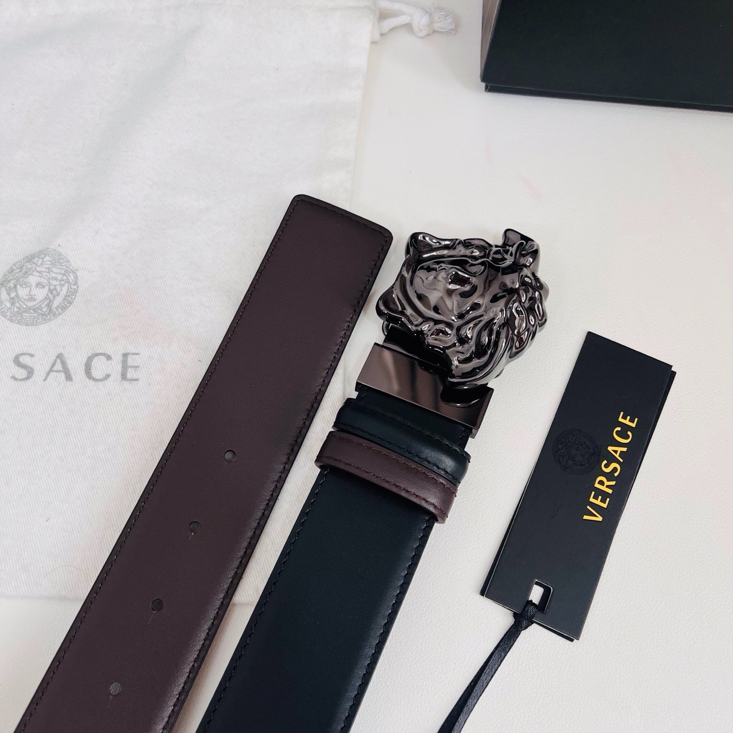 Authentic Versace La Medusa Men’s Leather Belt