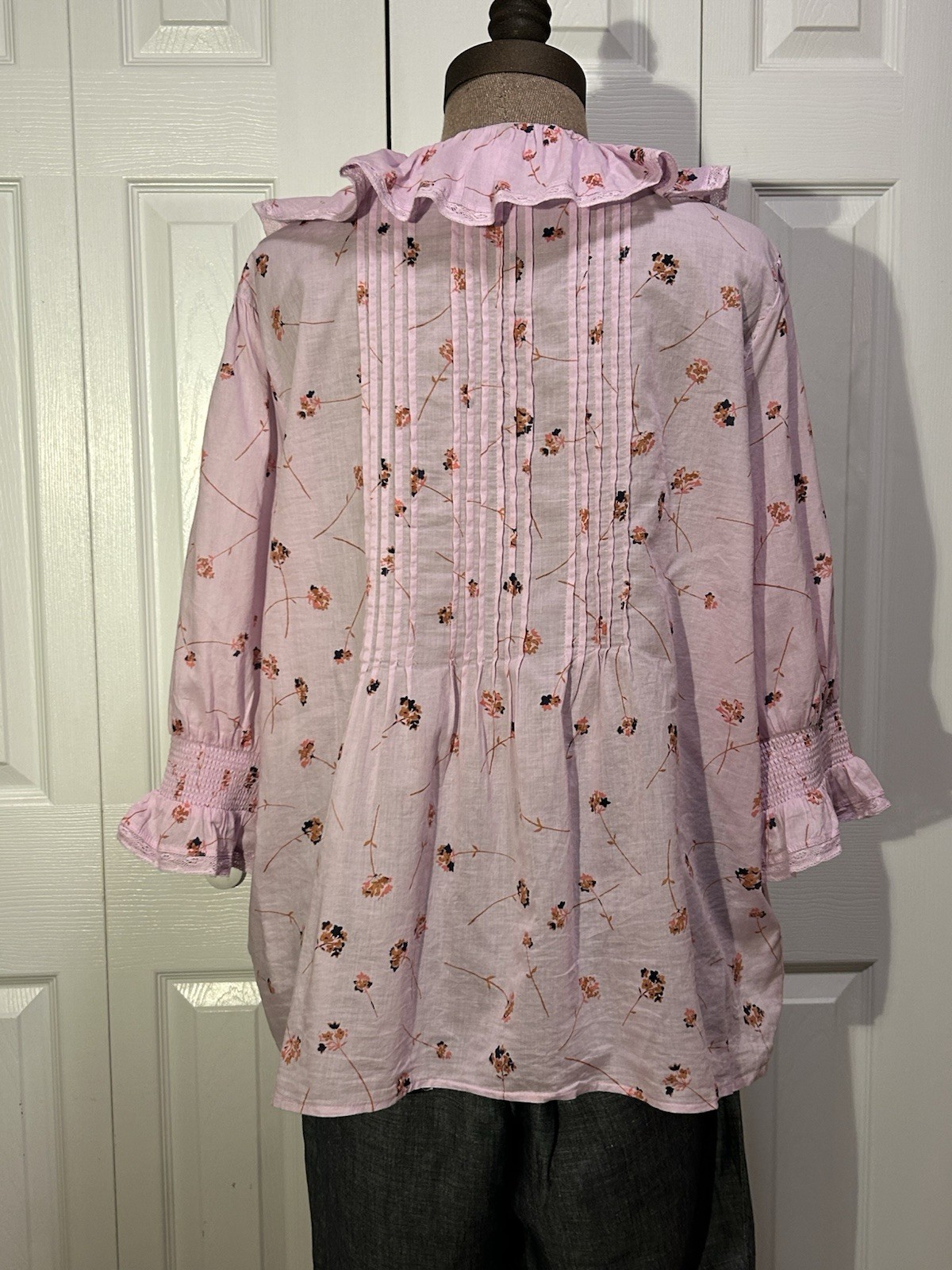 Sundance Women’s Pink Floral Button Front Collared Blouse L Cotton