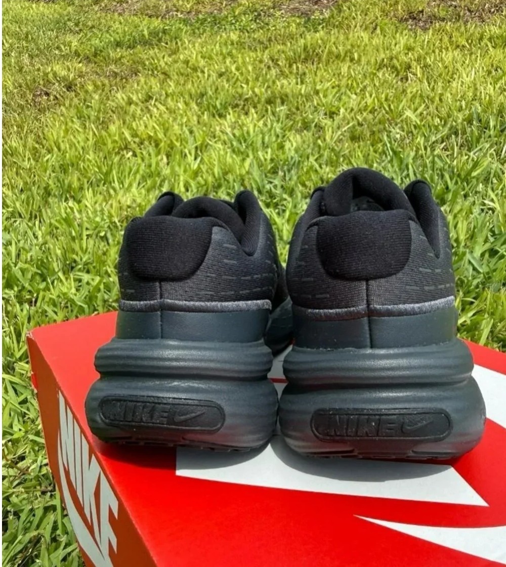 W 6.5 Nike Uplift SC