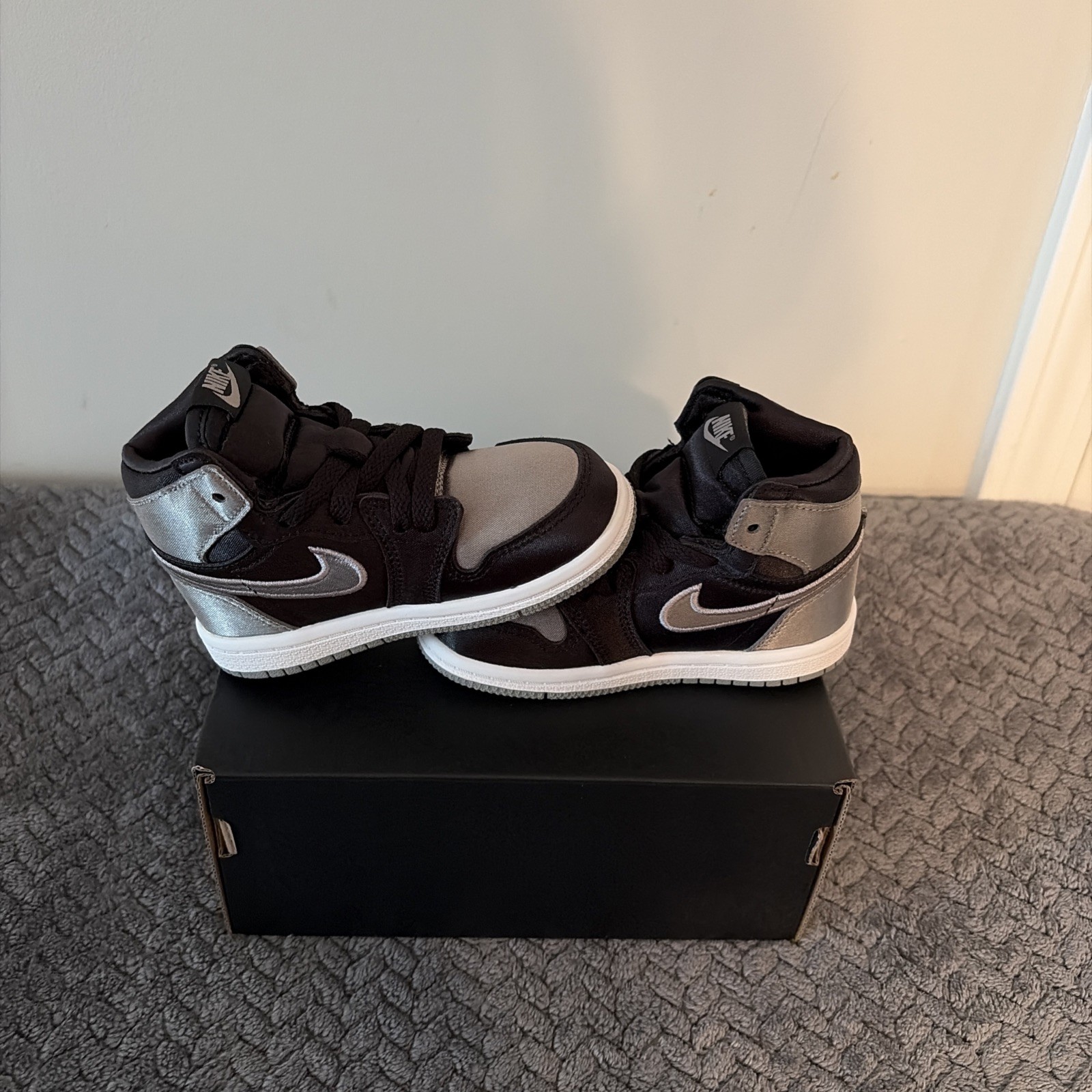 Toddler’s Jordan 1 Retro High OG (TD) Satin Shadow Size 7C Athletic Casual NWB