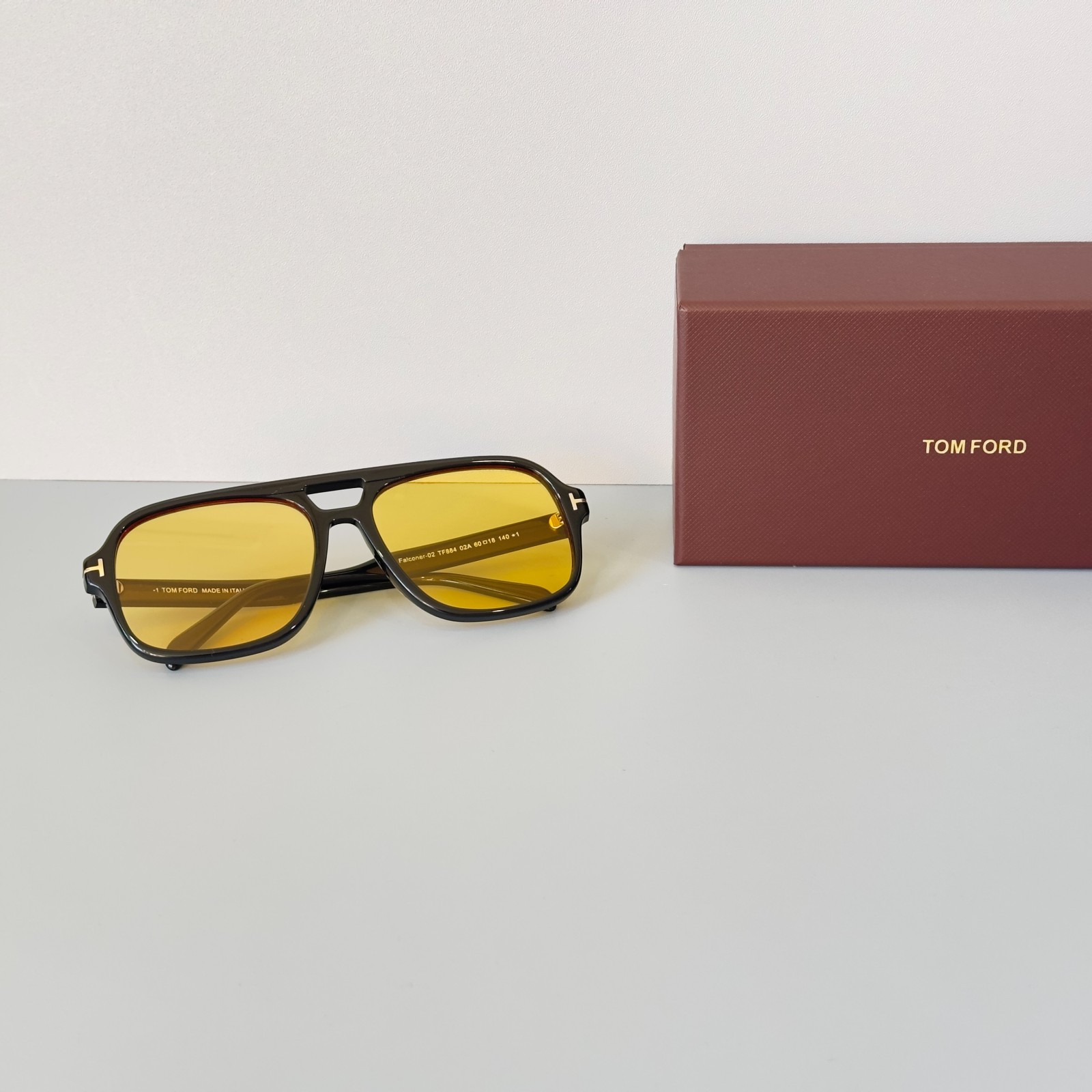Tom Ford Falconer Sunglasses TF884 Black/Yellow 60-18-140mm With Case