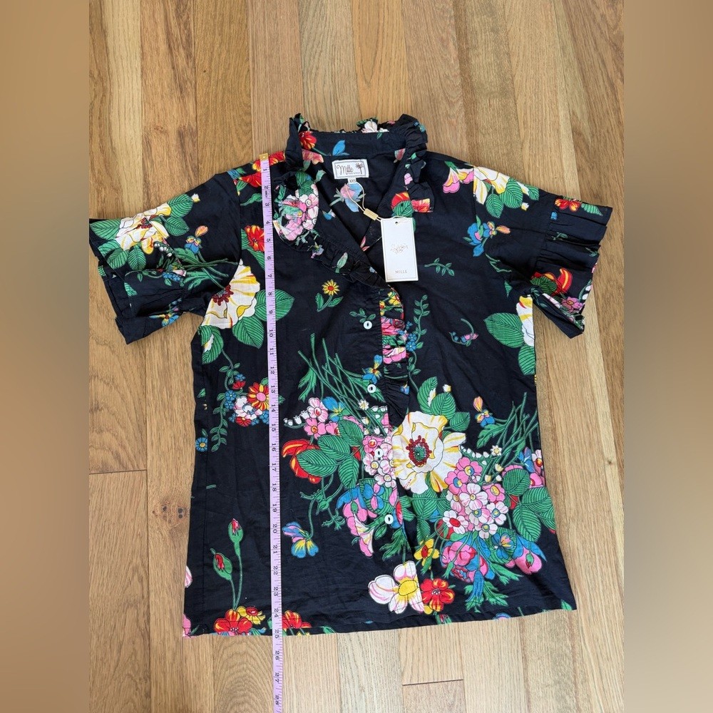 🤩 NWT – Mille Floral Button-Down Blouse – Size XXS