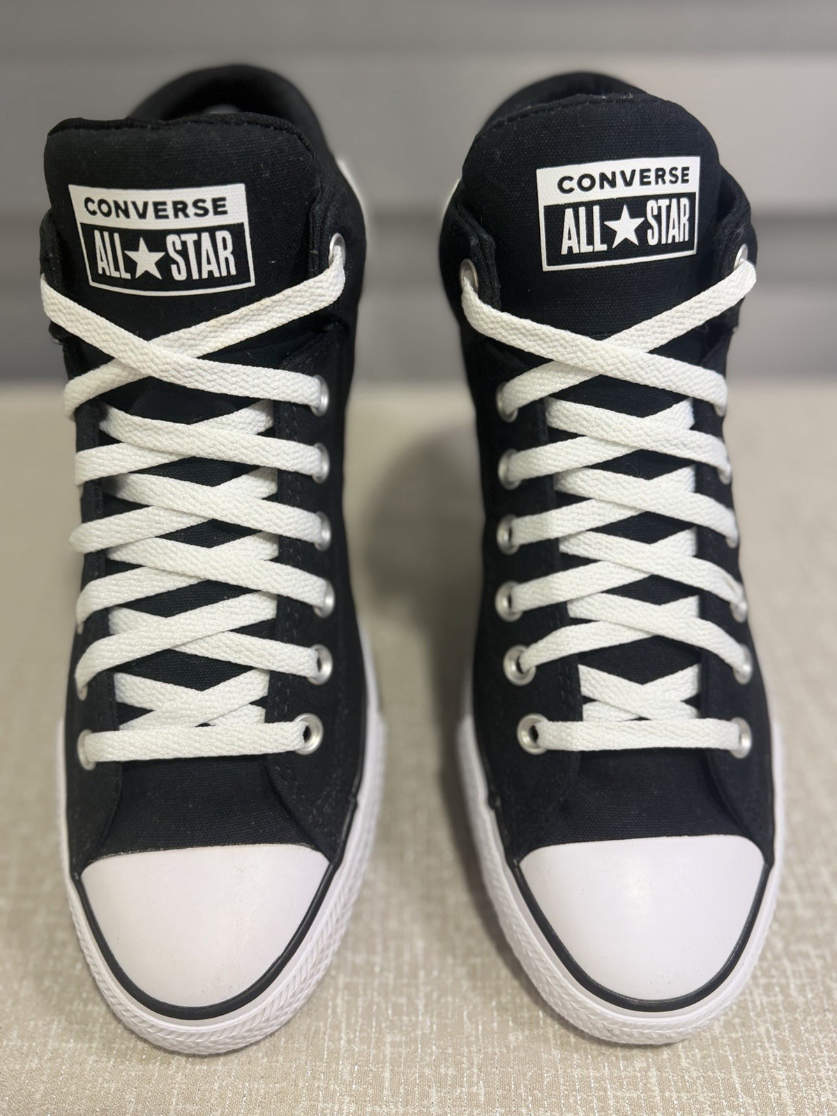 NEW – Converse CTAS High Street Hi ‘Black/White Sneakers – Men’s Size 10