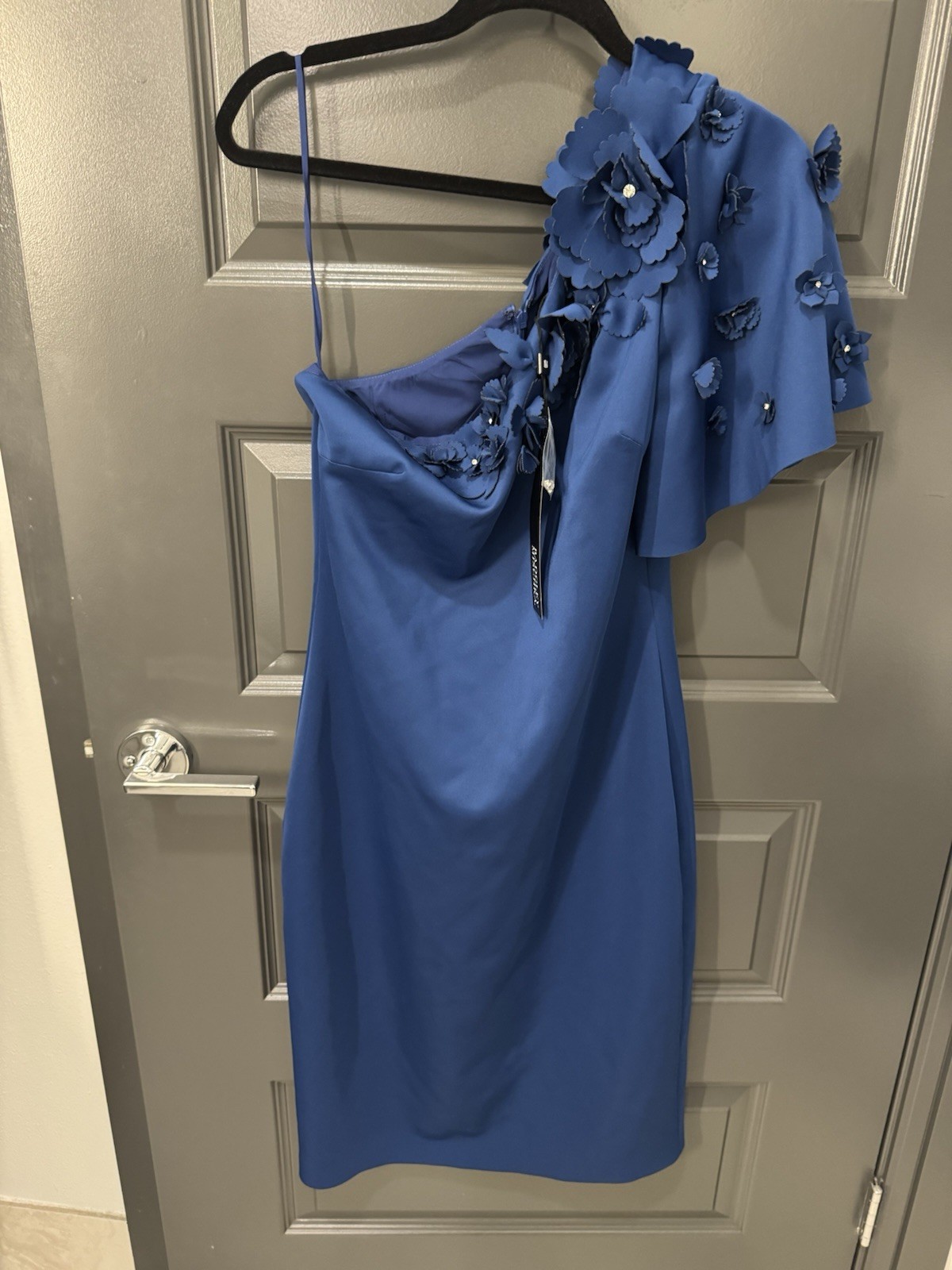 Badgley Mischka Blue Embroidered Crystal Embellished One Shoulder Dress BNWT 10
