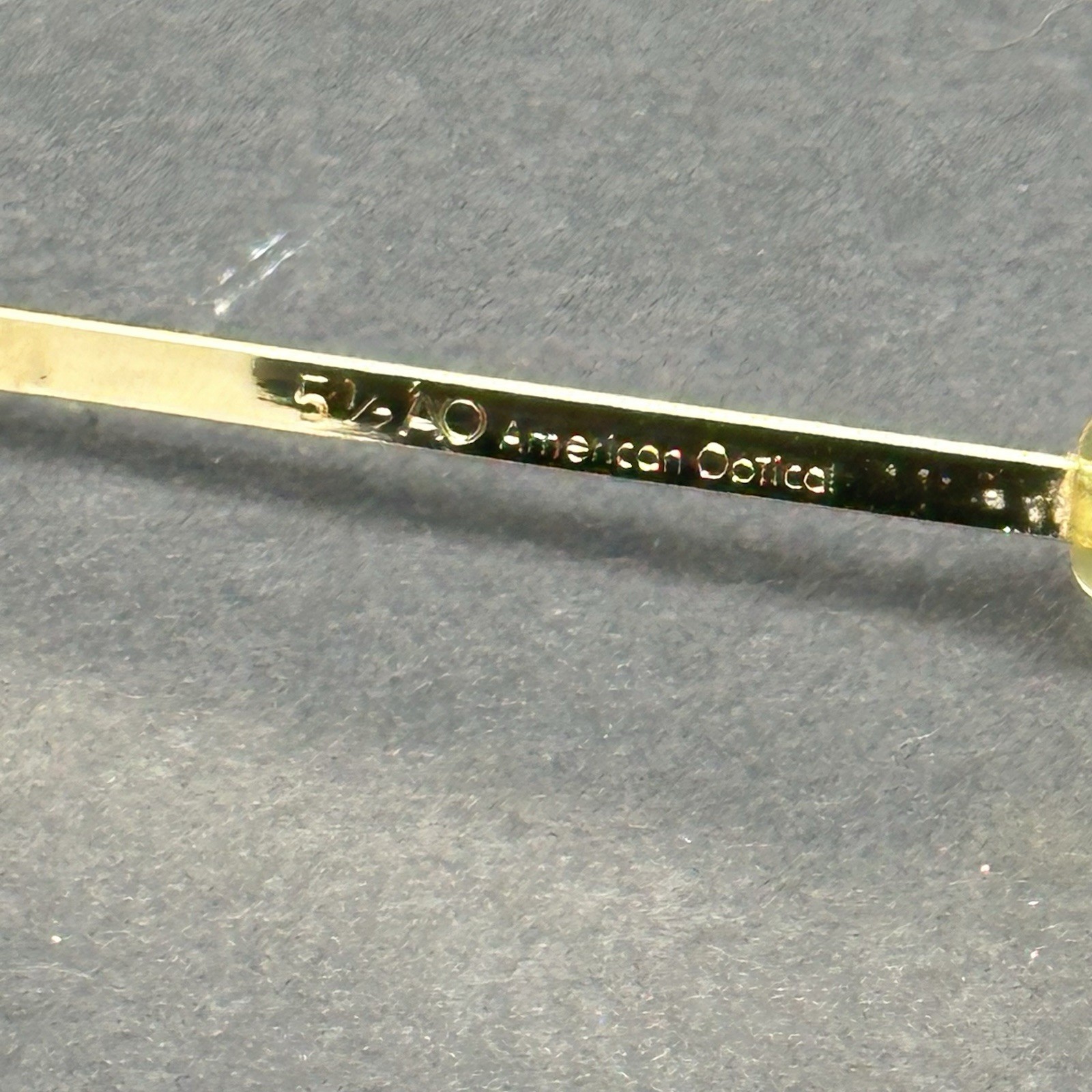VINTAGE American Optical 5 1/2 AO Pilot Sunglasses Goldtone Frame Military Case!