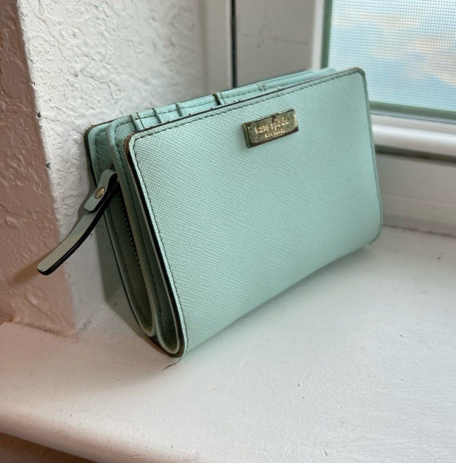 Kate Spade New York Cross Grain Bi-Fold Snap Close Wallet in Mint Green