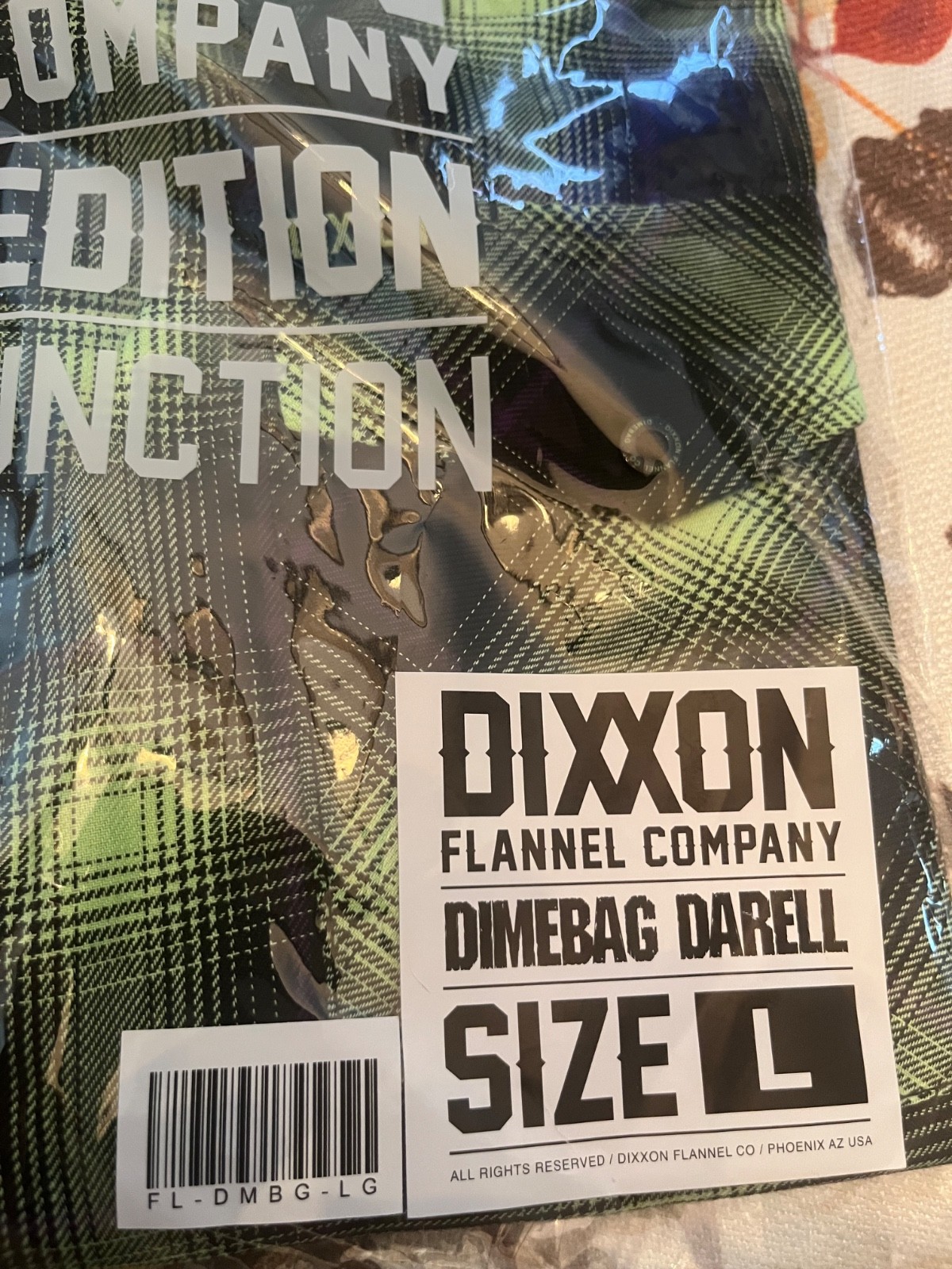 Dixxon Flannel DIMEBAG DARRELL PANTERA FLANNEL. Men’s Large – New In Bag.