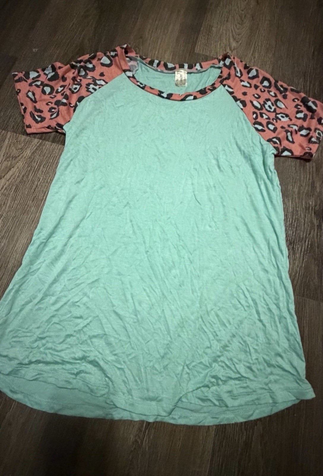 Women’s Mint Green Raglan Round Neck Short Sleeve Leopard Print T-Shirt Size L