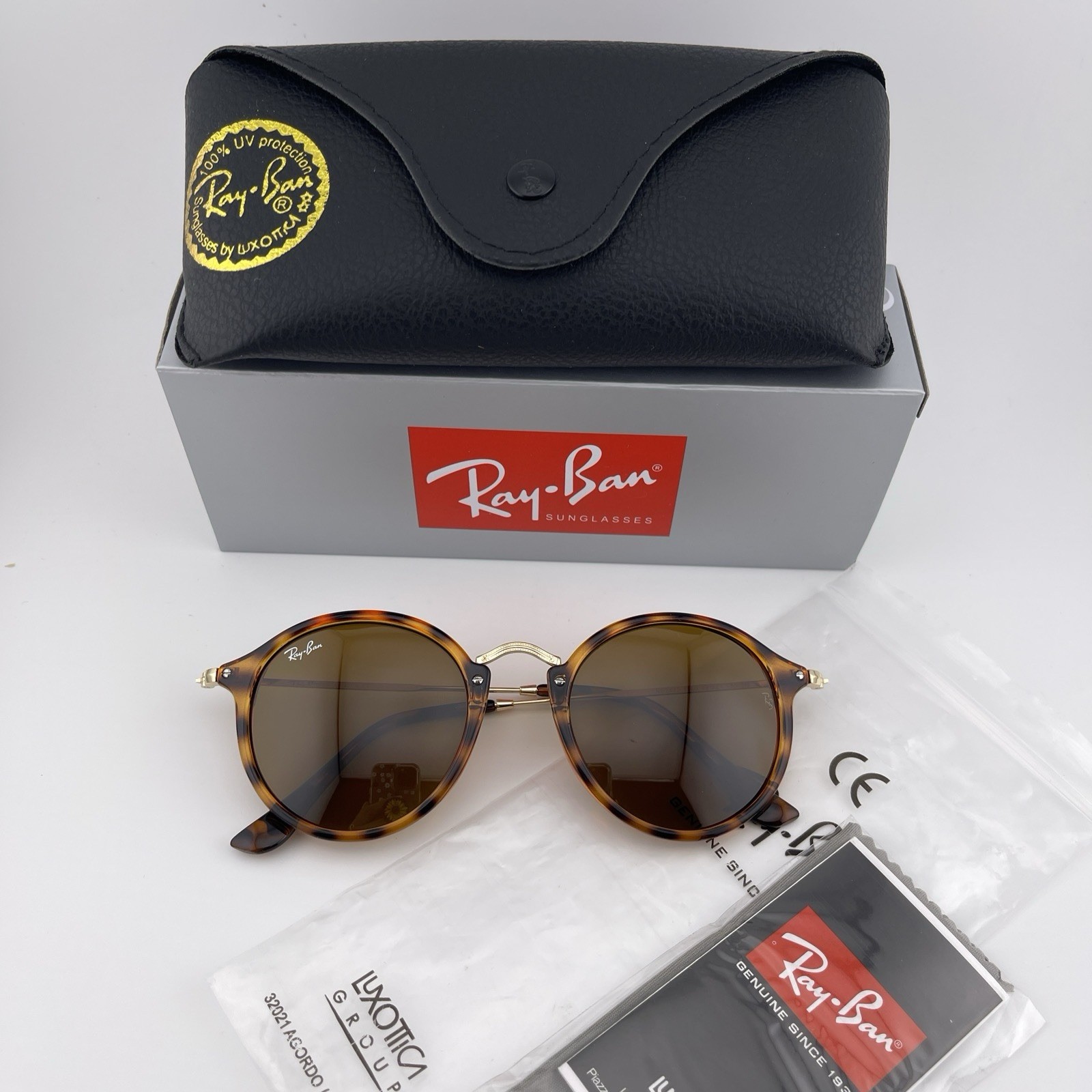 New Ray-Ban Round Fleck RB2447 Sunglasses