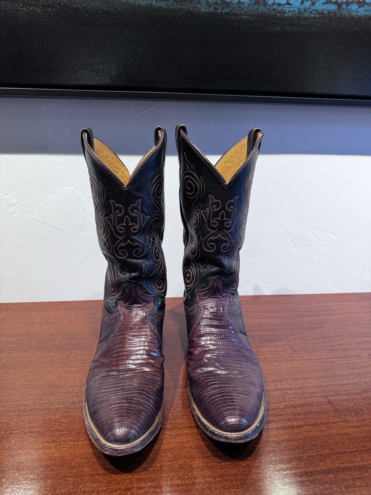 Vintage Justin 9090 Men’s 12 B Black Cherry iguana Lizard Cowboy Boots USA