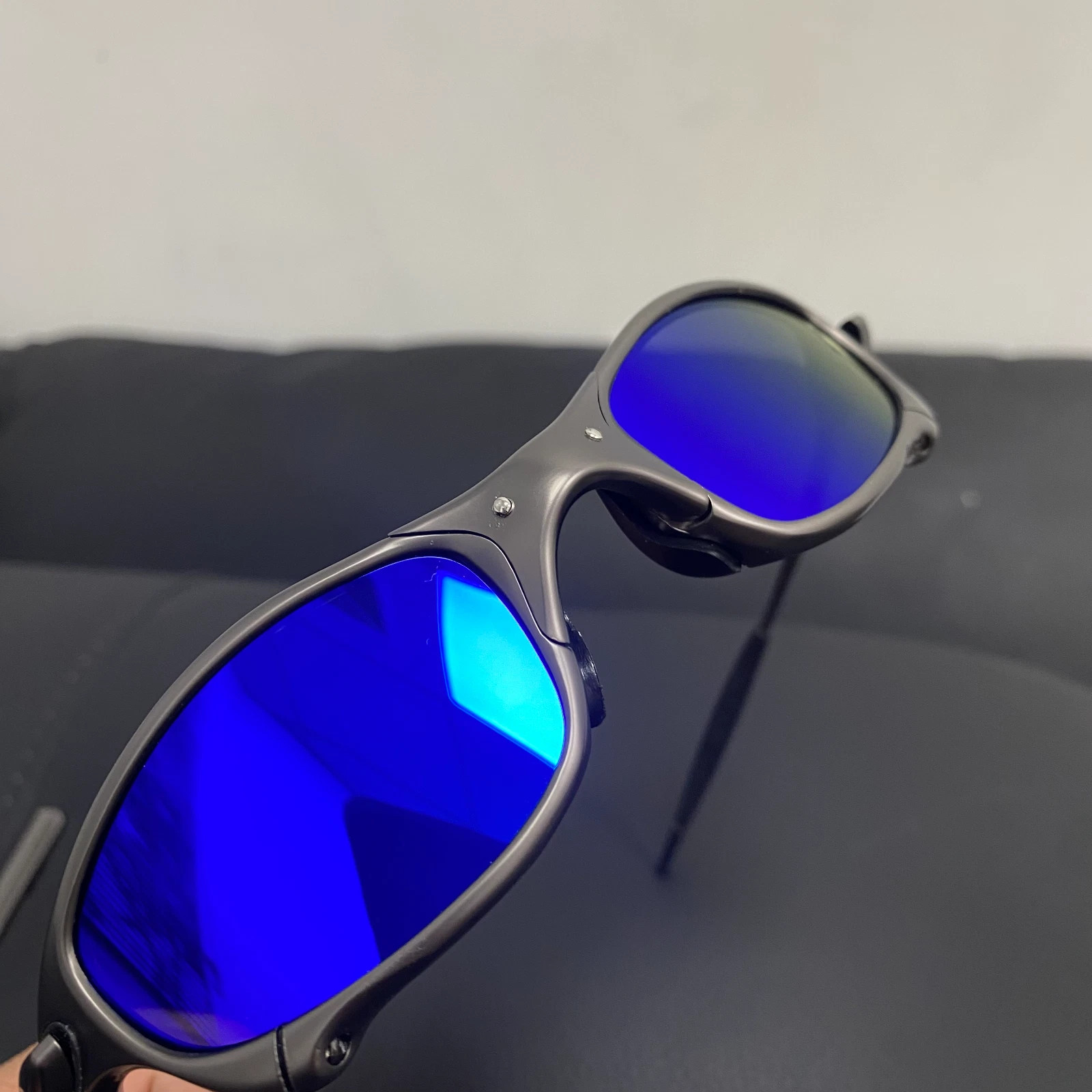 intage Oakley Juliet 1.0 X-Metal Polarized Sunglasses Blue Lens Gray Frames