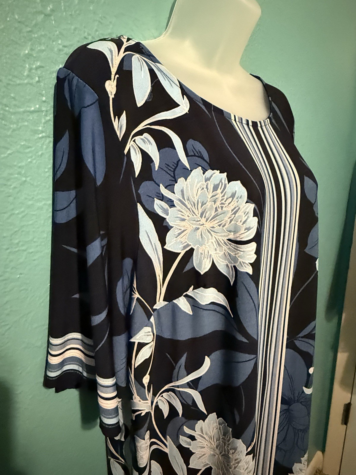 Sandra Darren Navy Blue White Floral Shift Dress Round Neck 3/4 Sleeve XL