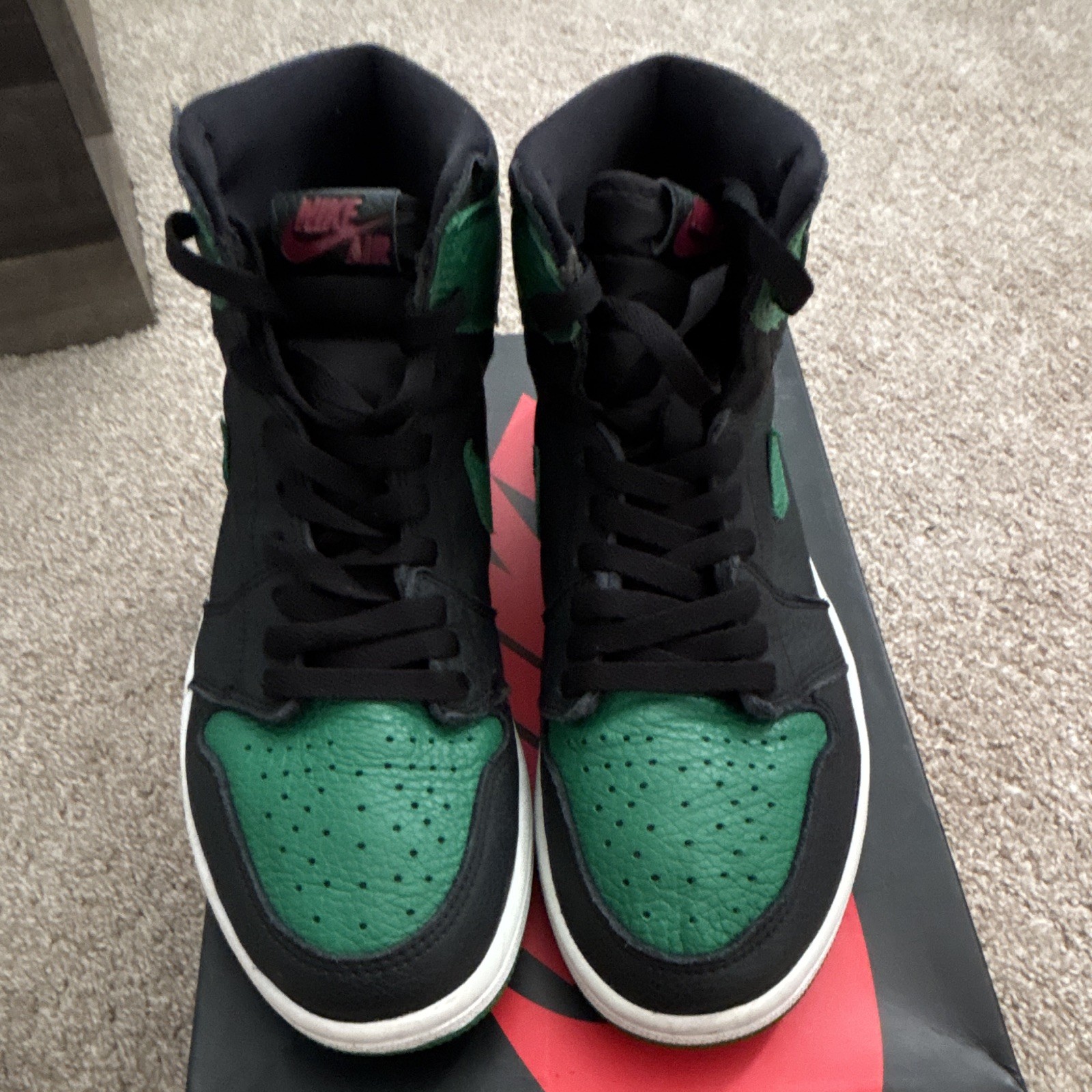 Nike Men’s High-Top Athletic Sneakers Black Green Colorblock Lace-Up