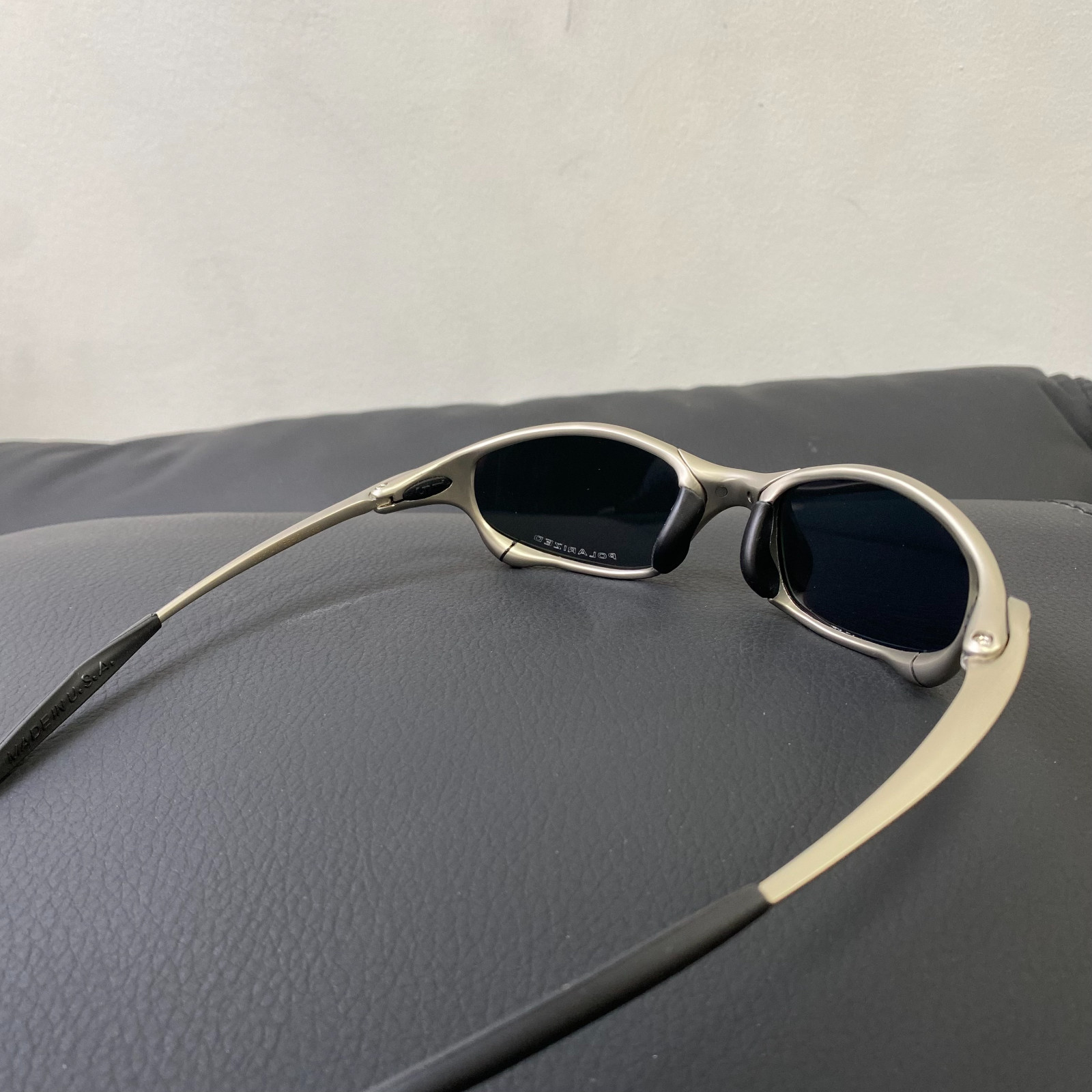 Vintage Oakley Juliet 1.0 X-Metal Polarized Sunglasses Silver Frames Purple Lens