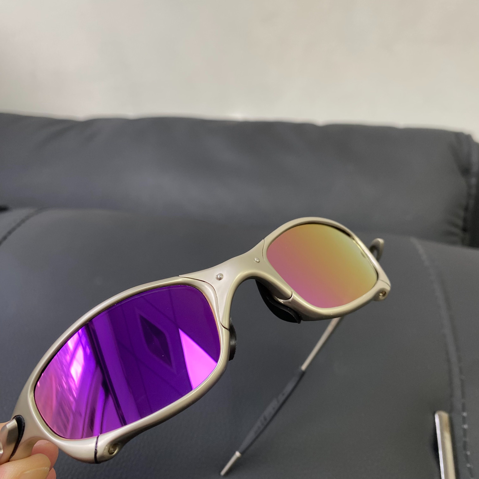 Vintage Oakley Juliet 1.0 X-Metal Polarized Sunglasses Silver Frames Purple Lens