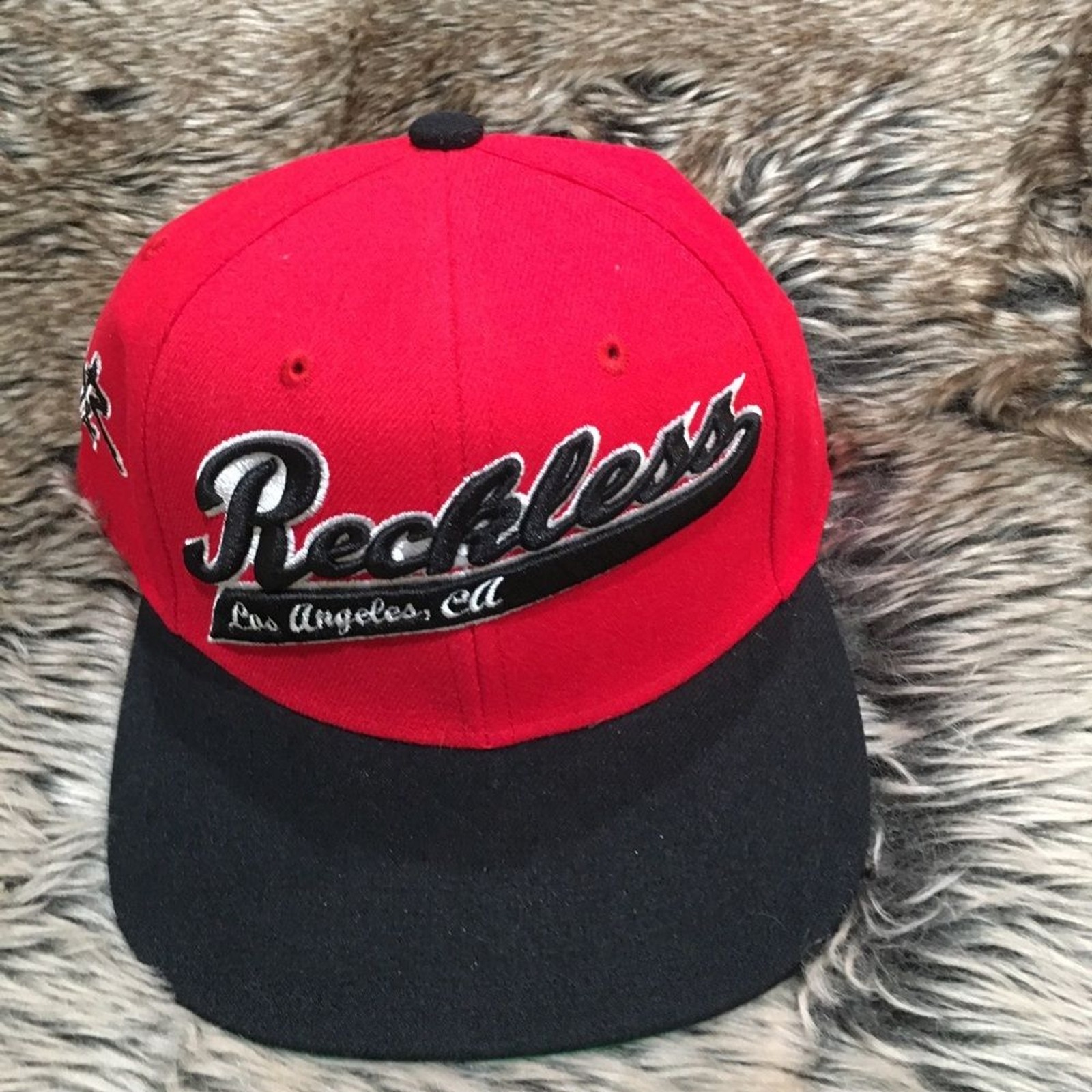 Y&R Young and Reckless Los Angeles Snapback Hat Black Red Cap!!! NWT