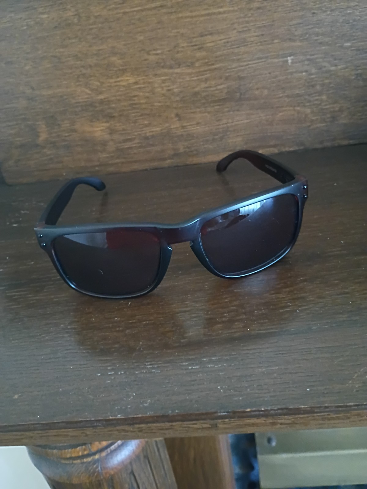 ⭐HOLBROOK⭐🕶️ Matte Brown Holbrook Oakley Sunglasses With Black “O” 🕶️
