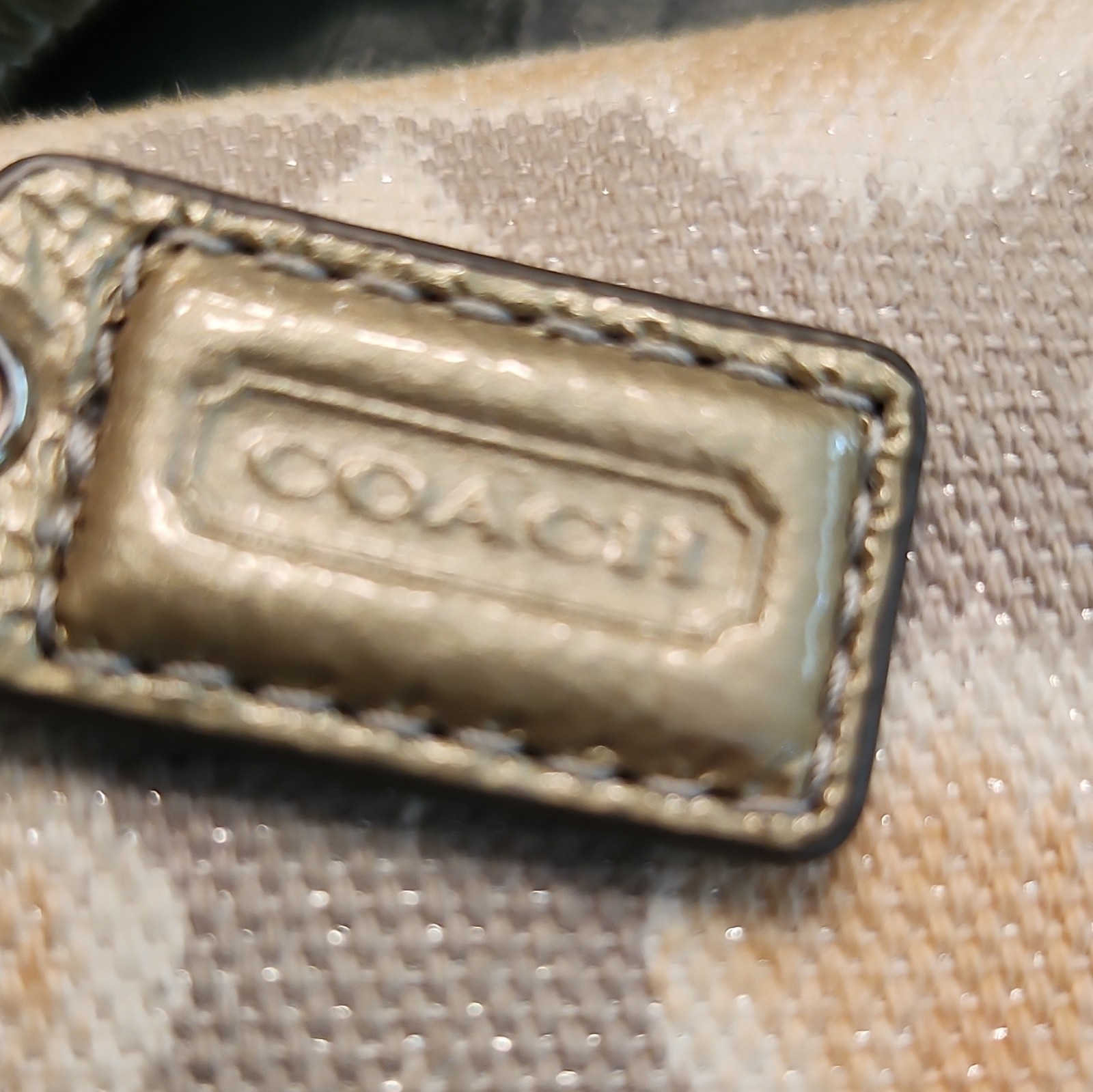 Coach Women’s Small Beige/Ivory Logo Wristlet Clutch Turn Lock, Lined Pockets