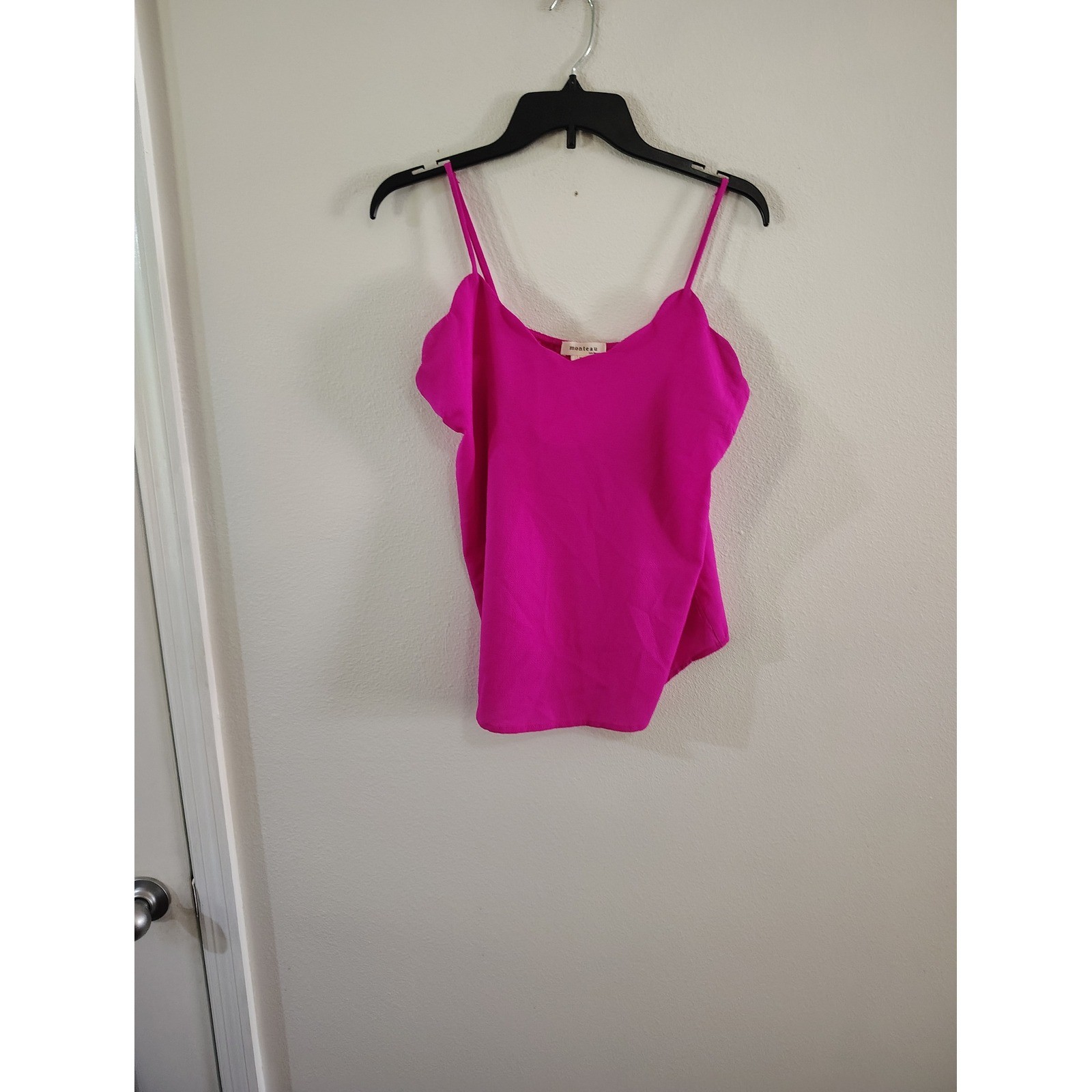 Monteau Los Angeles Hot Pink V-Neck Spaghetti Strap Camisole Blouse Large