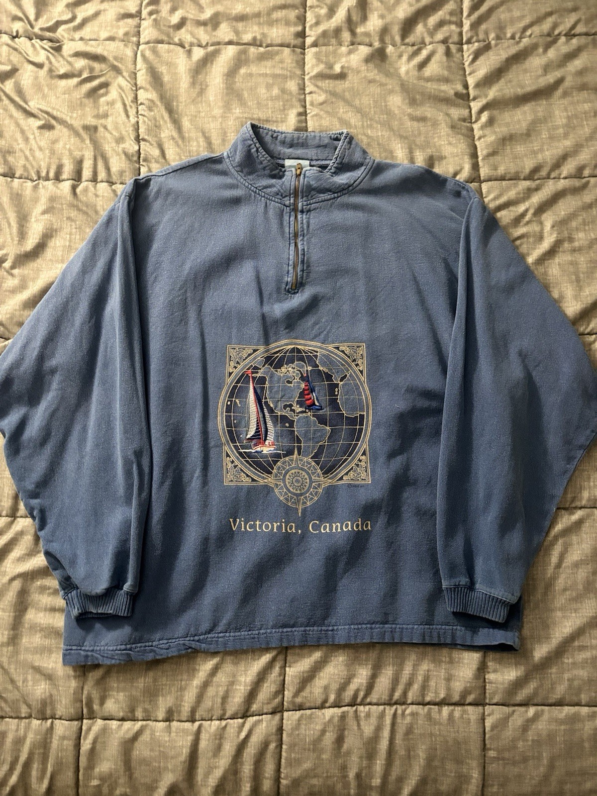 80s/90s Vintage Cityscape Victoria Canada Quarter Zip Sweatshirt Men’s Medium