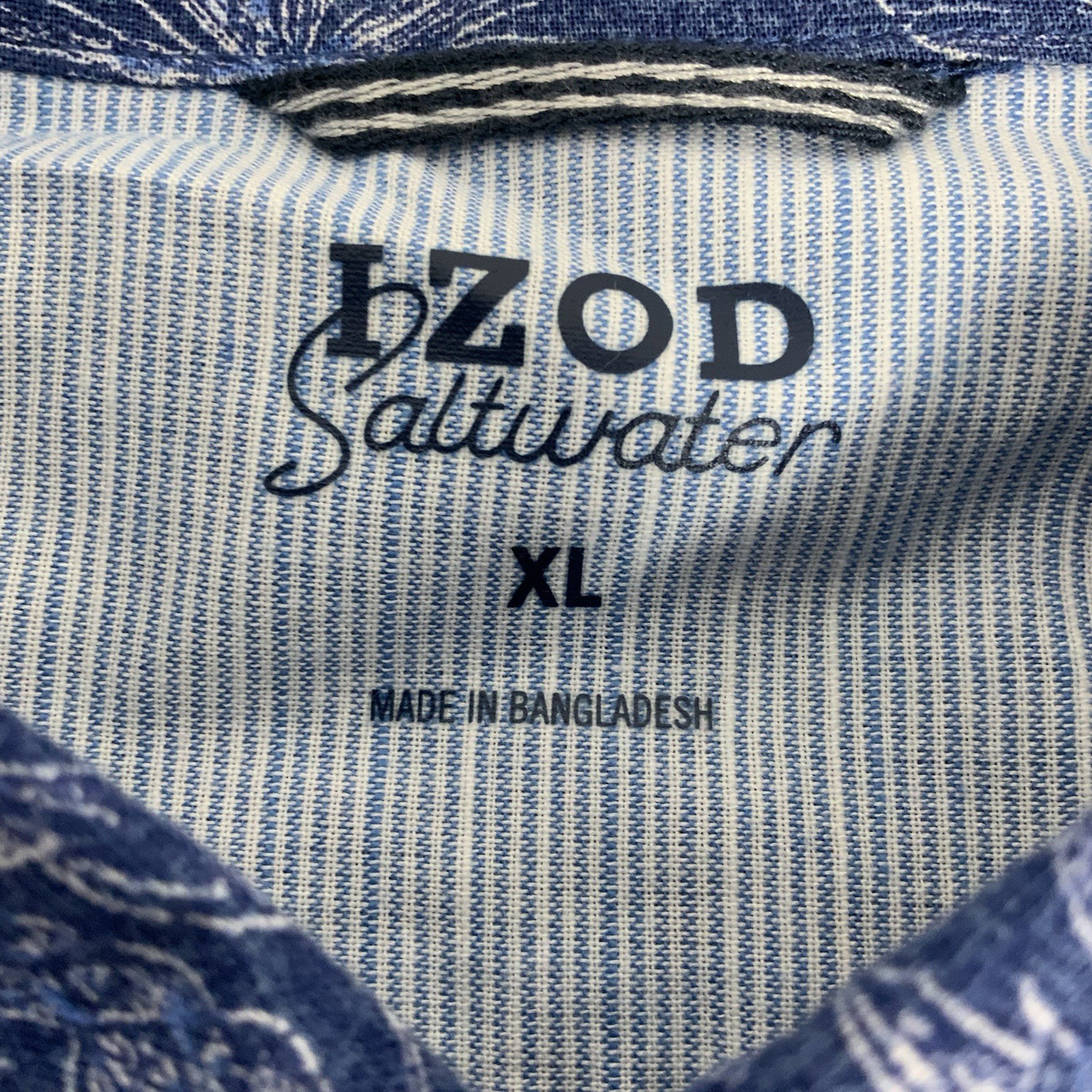 IZOD Saltwater Mens XL Button Up Shirt Hawaiian Pineapple Vacation Resort Blue