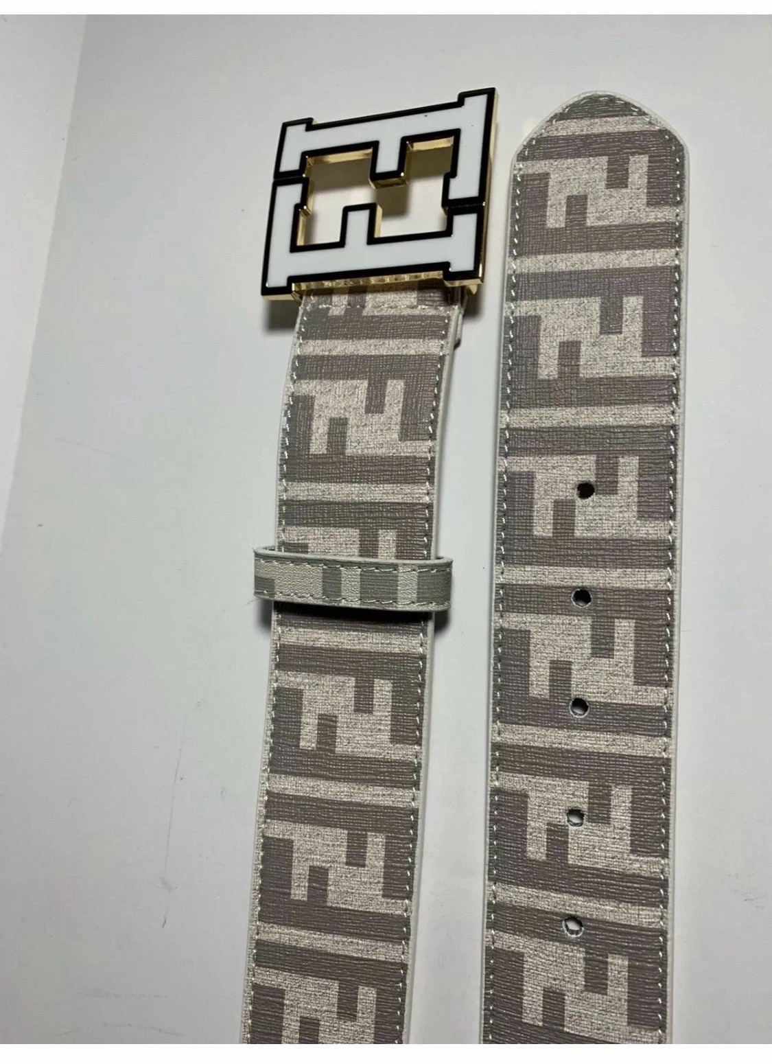 Fendi Beige White | Jeans/Waist 32-34 | Fast And Secure Freight |