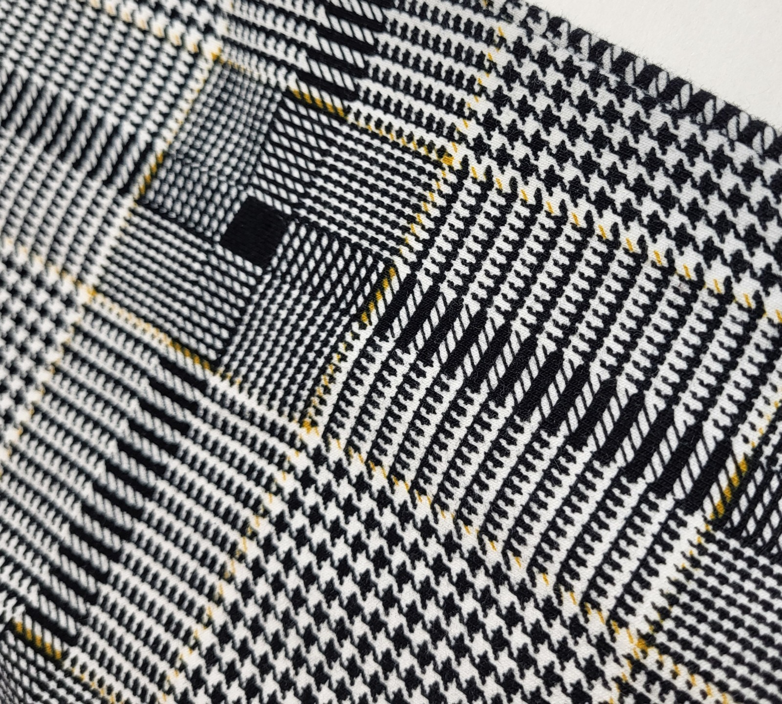 NWT Cato Ankle Leggings Women Large Black+White+Mustard Multi Plaid Stretch 28″L
