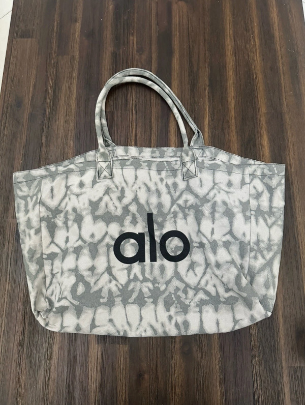 New 2026 Large Alo Yoga Gray Tie Dye Canvas Tote Bag Gym Travel Shopper
