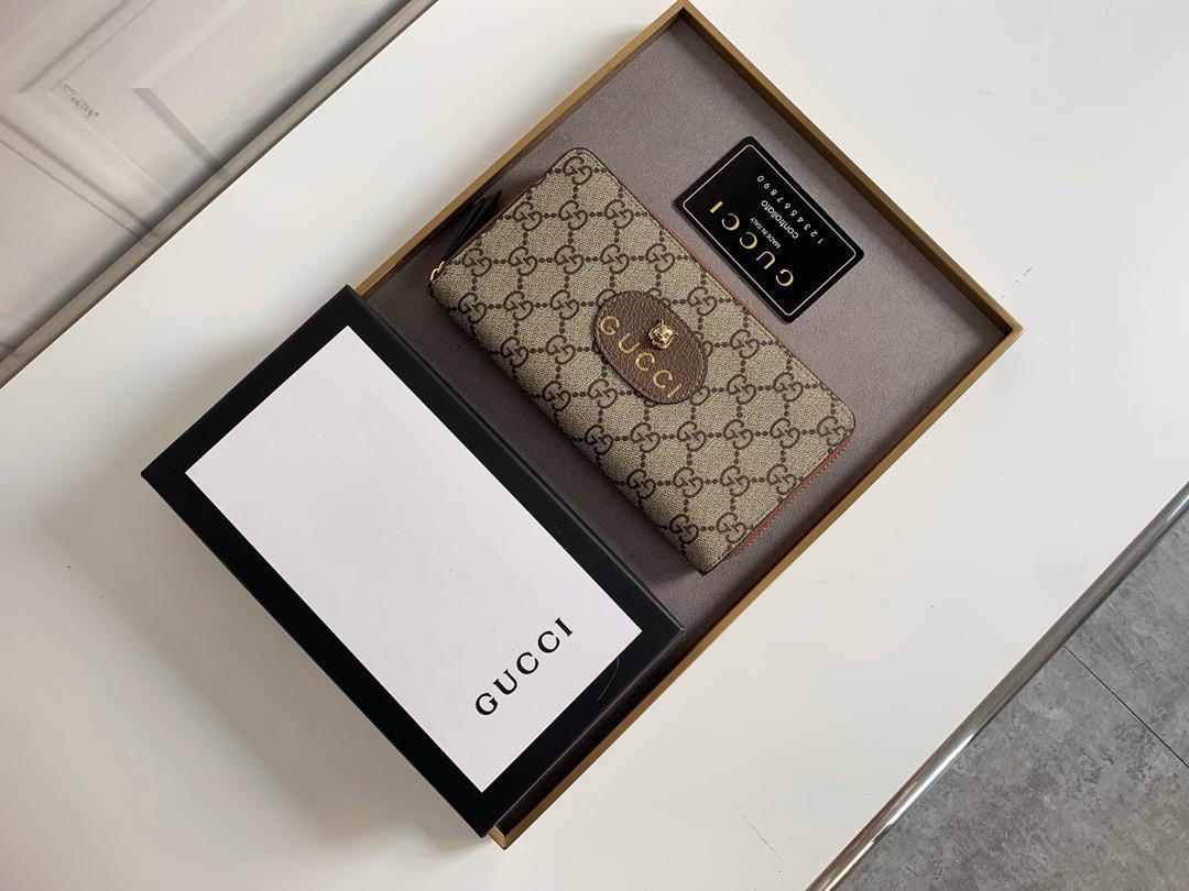 Gucci Wallet brown monogram GG zip around