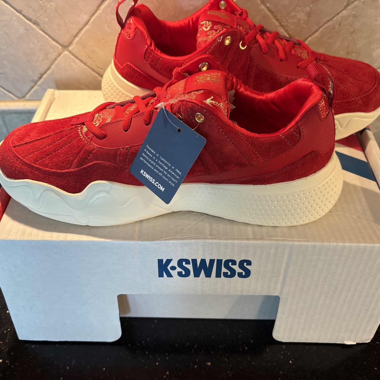 K-Swiss CR-329 City Runner Red Suede Gold Sneakers Men’s 10.5 New In Box Rare