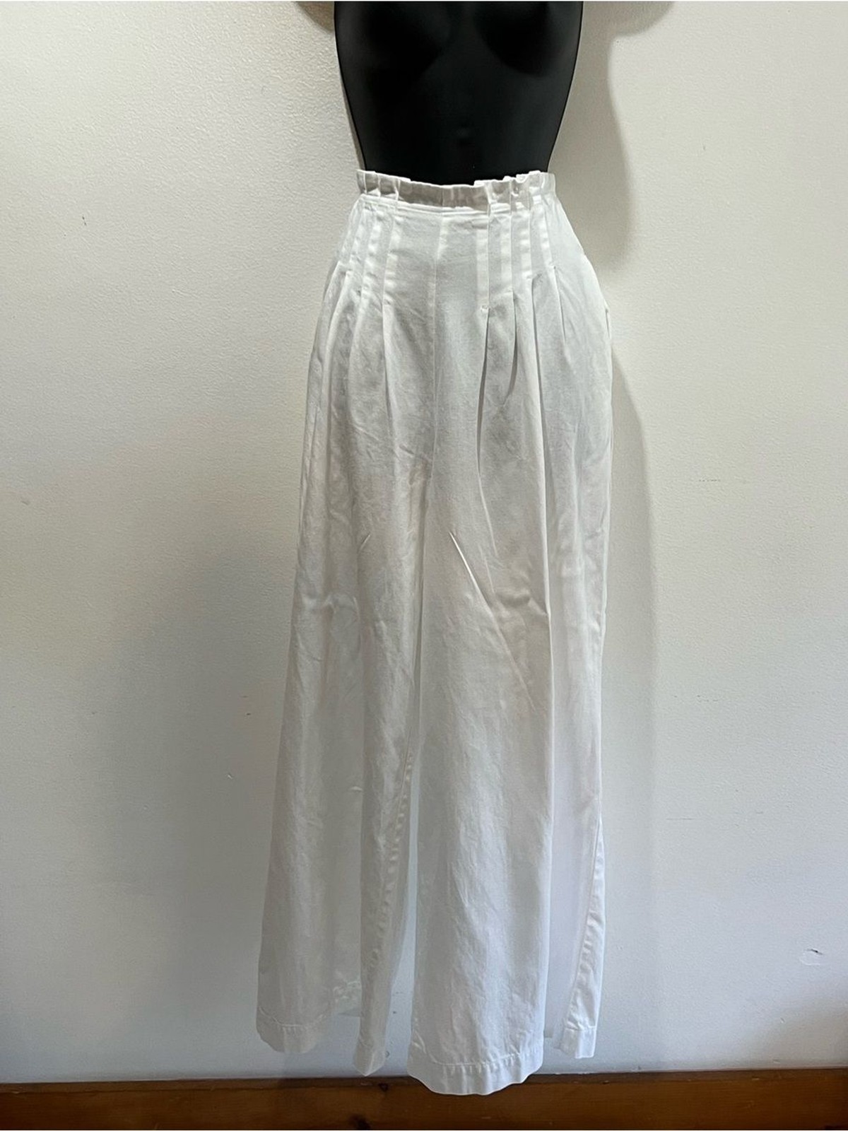 Anthropologie White Pleated Wide Leg Pants with High Waist