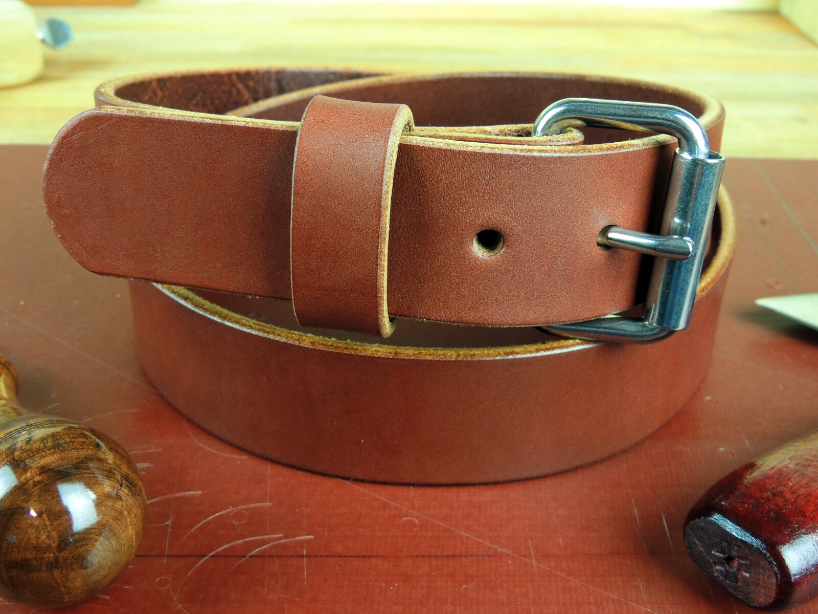 Men’s 1 1/2″_Heavy Duty Leather Gun Holster CCW Work Belt_Amish Handmade_1.5″