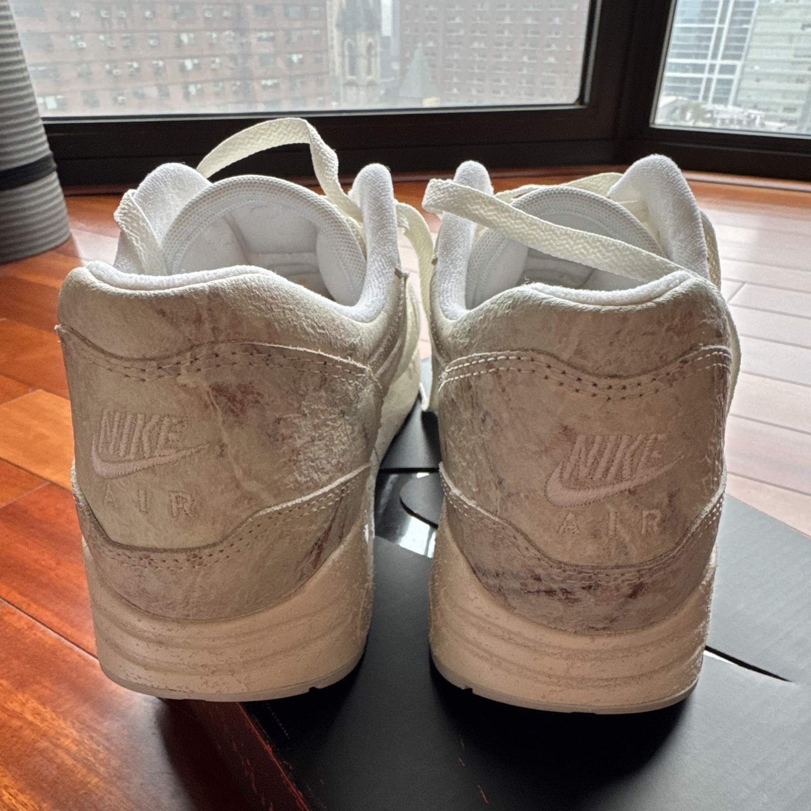 Nike Air Max 1 ’86 OG Big Bubble Museum Masterpiece FZ2149-100