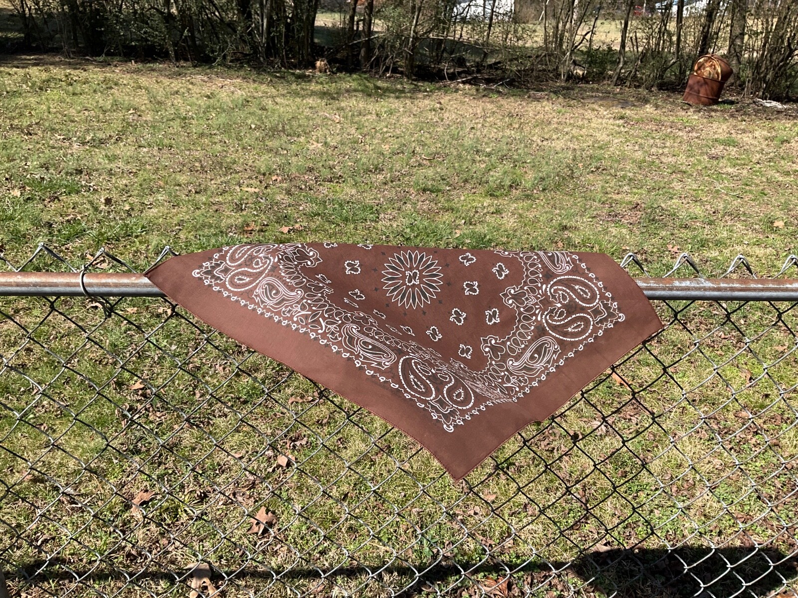Cocoa Paisley Bandanna USA Made Approx 22×22 inch 100% Cotton Crafts and Fun