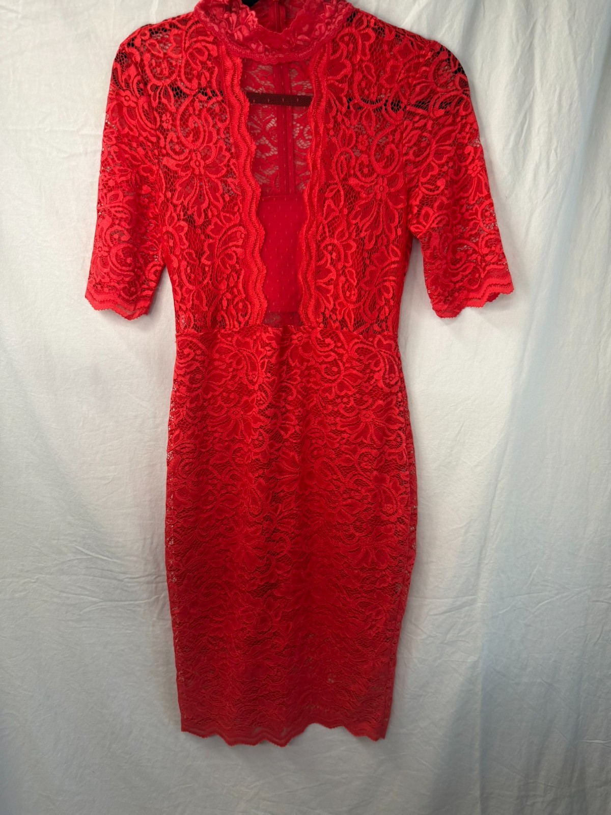 Vibrant Red Express Mock Neck Sheath Dres Lace Floral Size 8