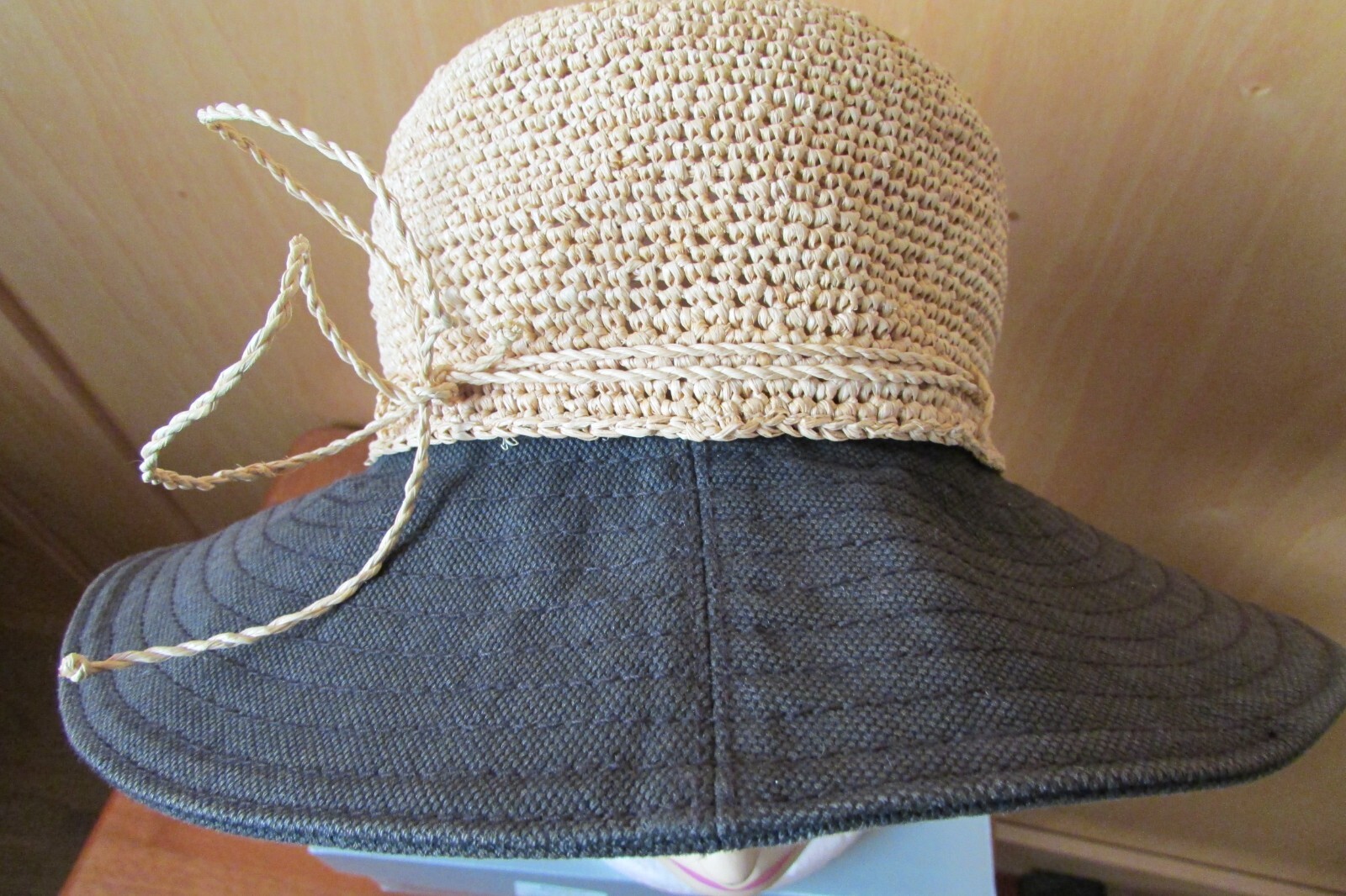 HELEN KAMINISKI Black Cotton Canvas & Raffia Bucket Hat OS Sri Lanka