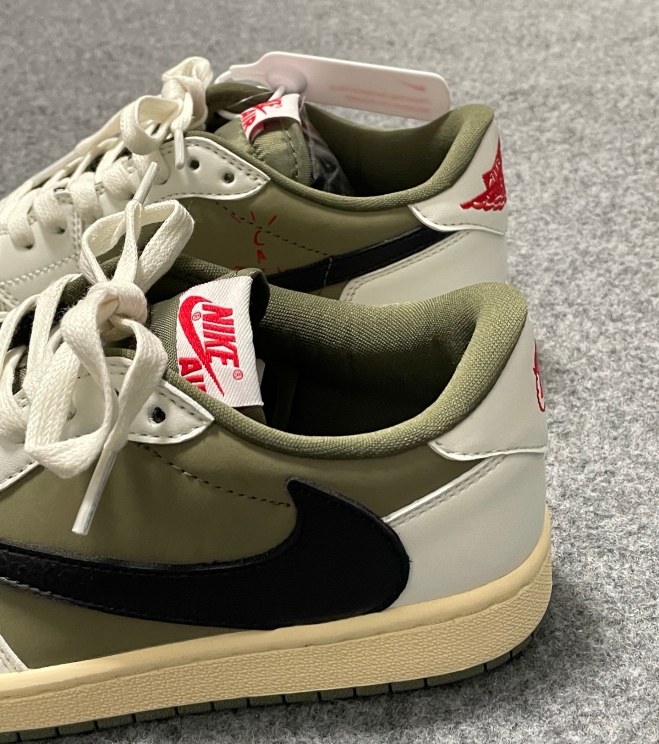 Men’s Travis Scott AJ1 “Medium Olive” DZ4137-600 US Size 7-12