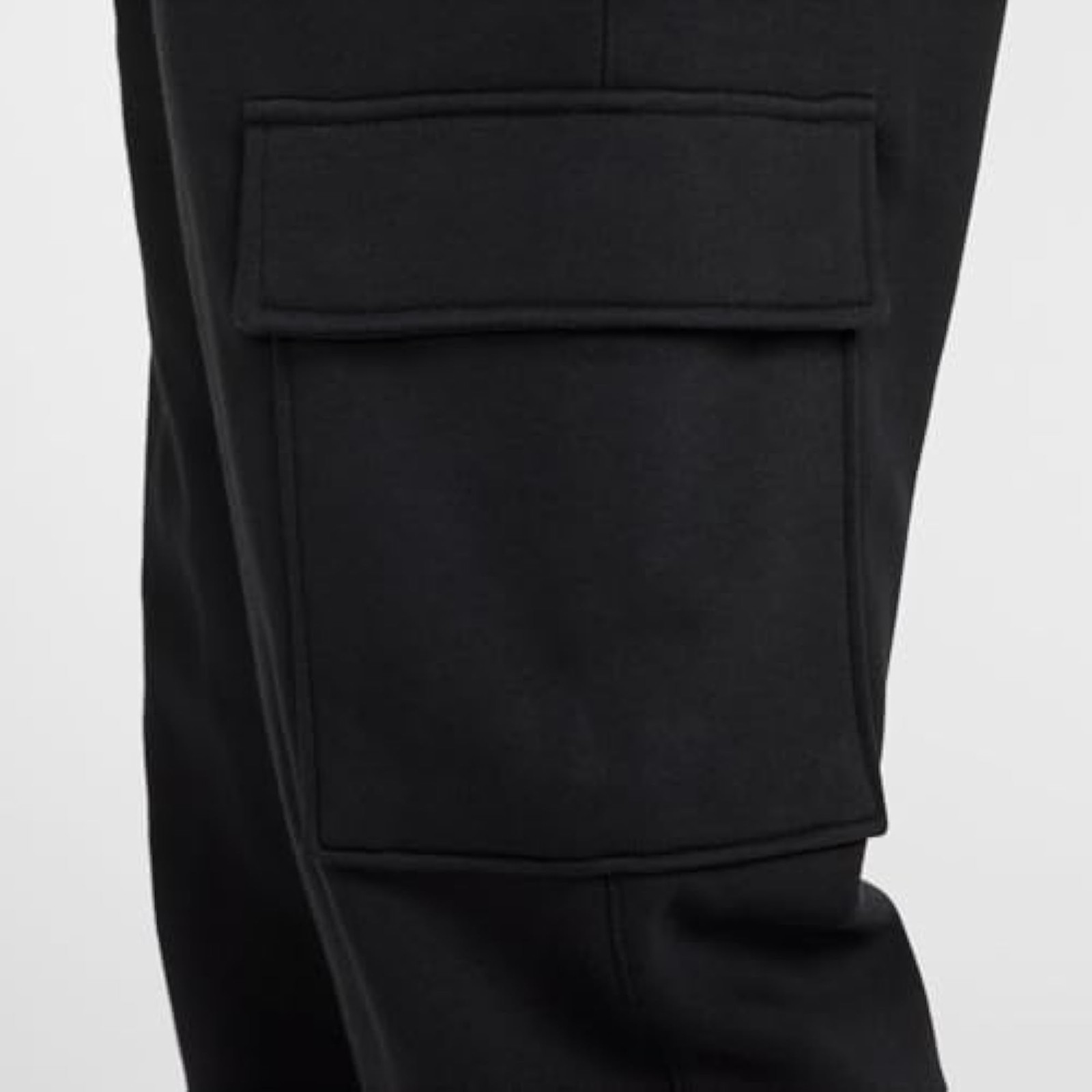 Nike Men’s Club Fleece Cargo Pants, Black/Black/White – Black/Black/White – Larg