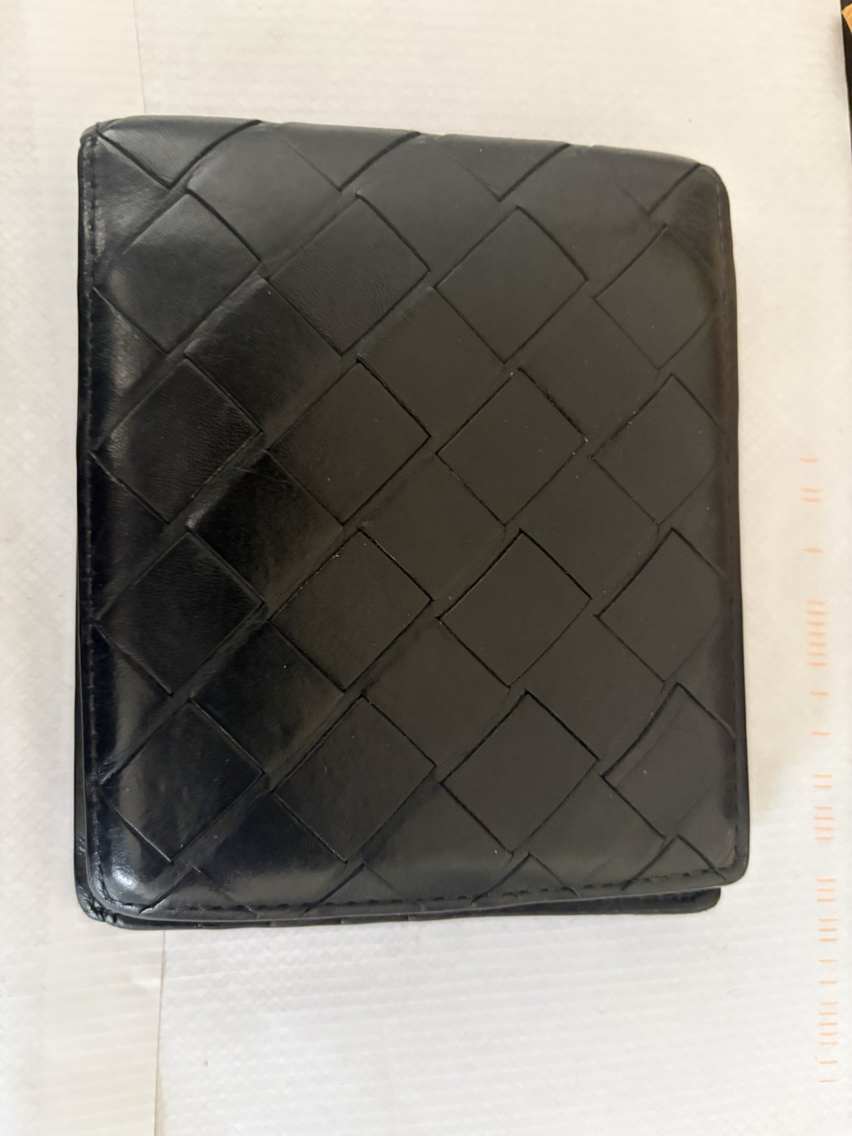 Bottega Veneta Intrecciato Leather Men’s Bi Fold Wallet Black Made in Italy