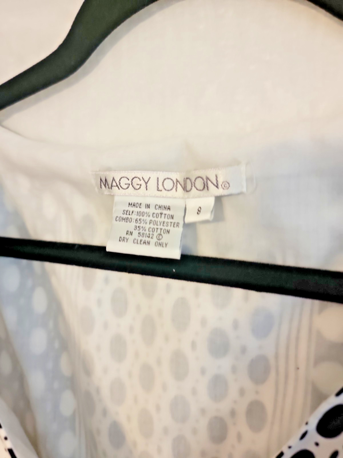 Maggie London size 8 WRAP DRESS!! So flirty and cute!
