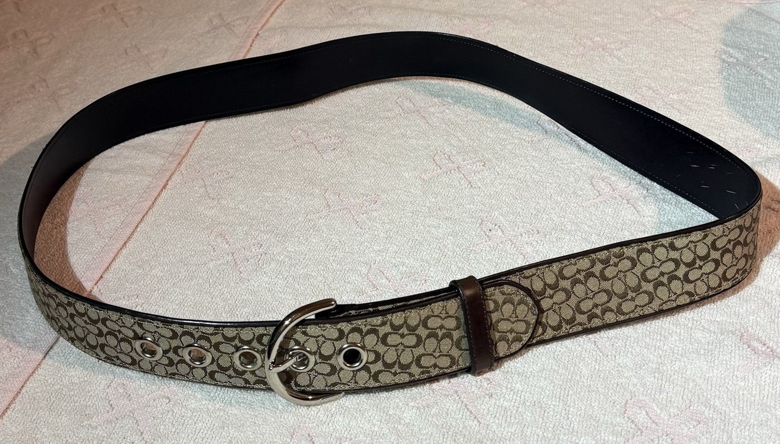 Coach Men’s Logo Belt Size 32 Brown/Beige Adjustable 1.5″ Brass Buckle