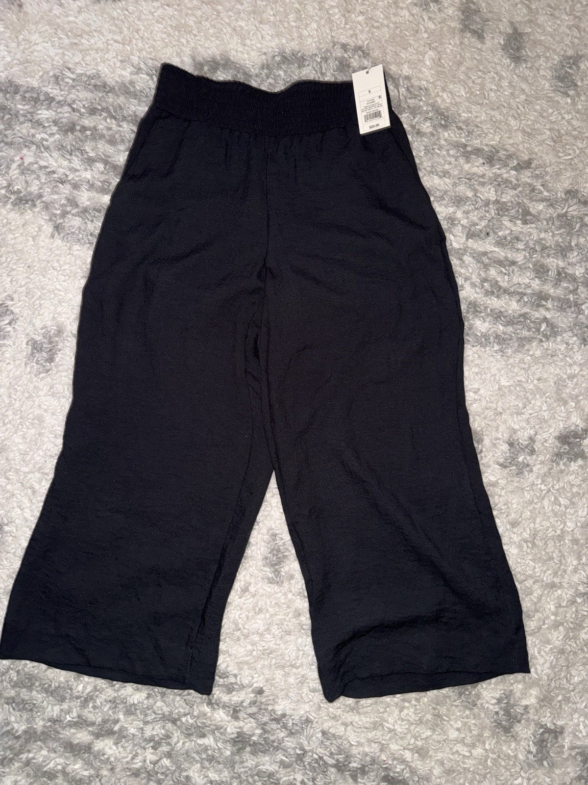 A new•day Women’s Black Ruched Pull-On Elastic Waist Stretch Cropped Pants S