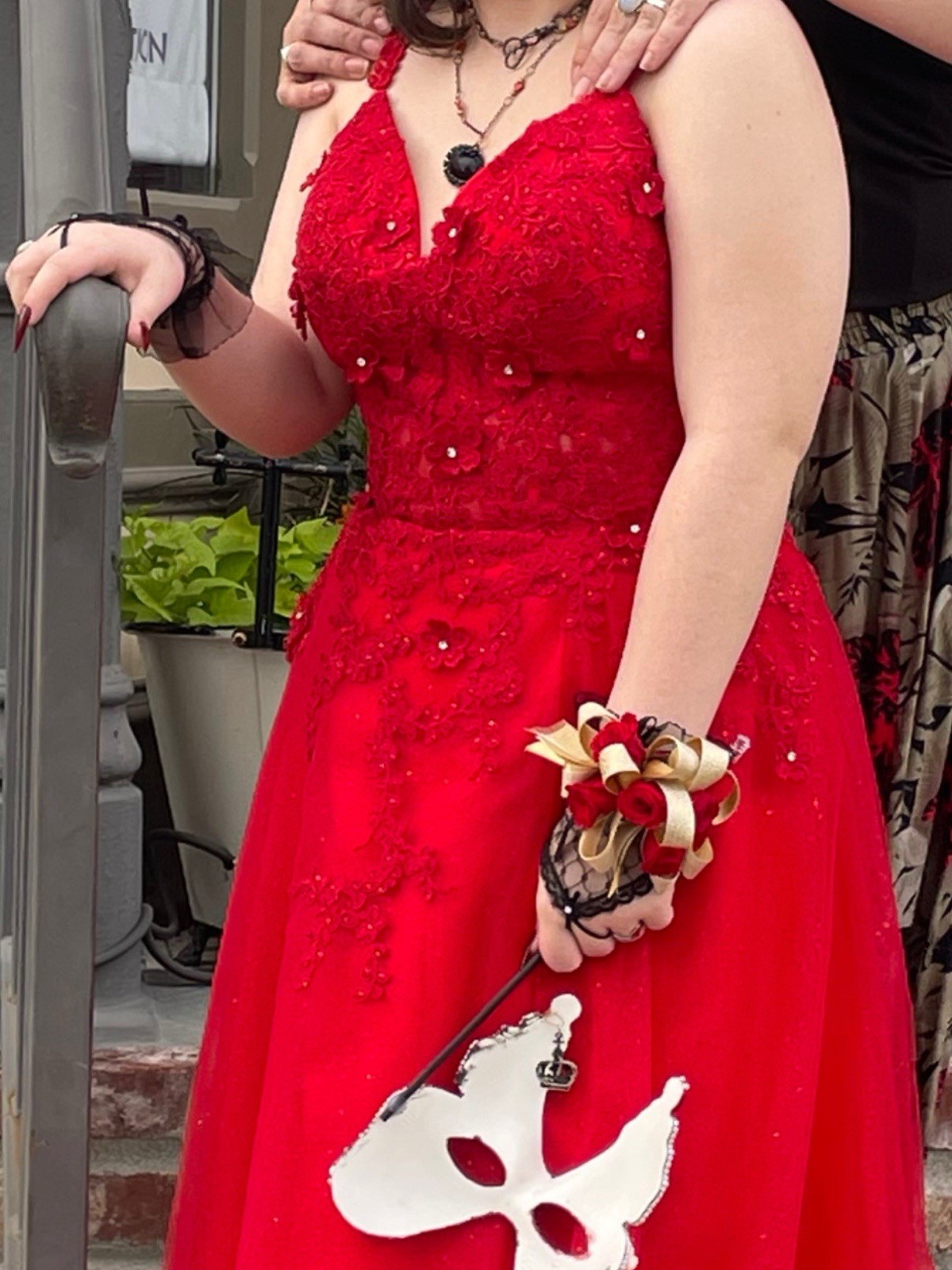 Juliet Red Lace A-Line Ball Gown V-Neck Sleeveless. Worn for 4 hours, Size S.