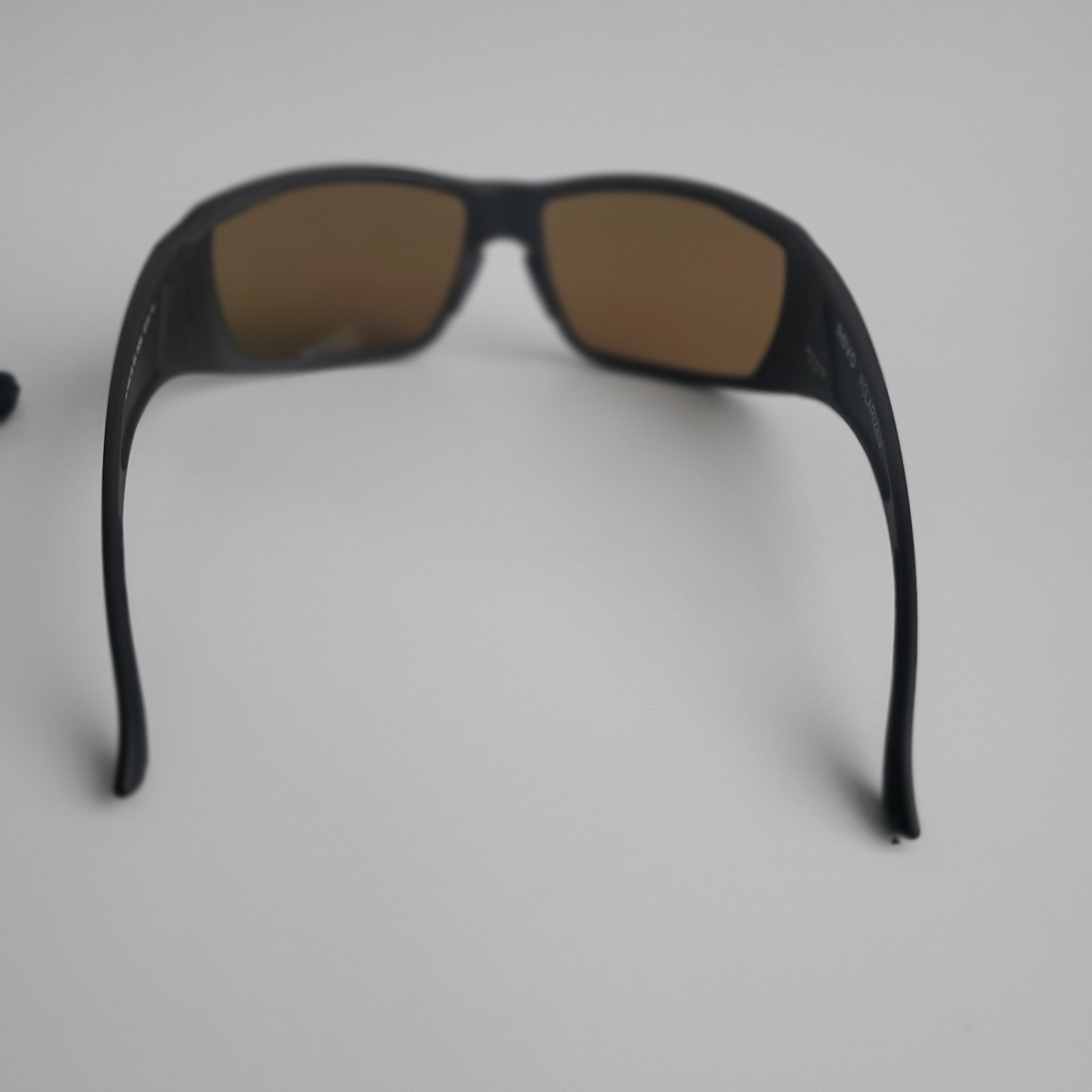 Revo Dune Matte Brown Polarized Evergreen Lens Sunglass. RE 1202 02 GN