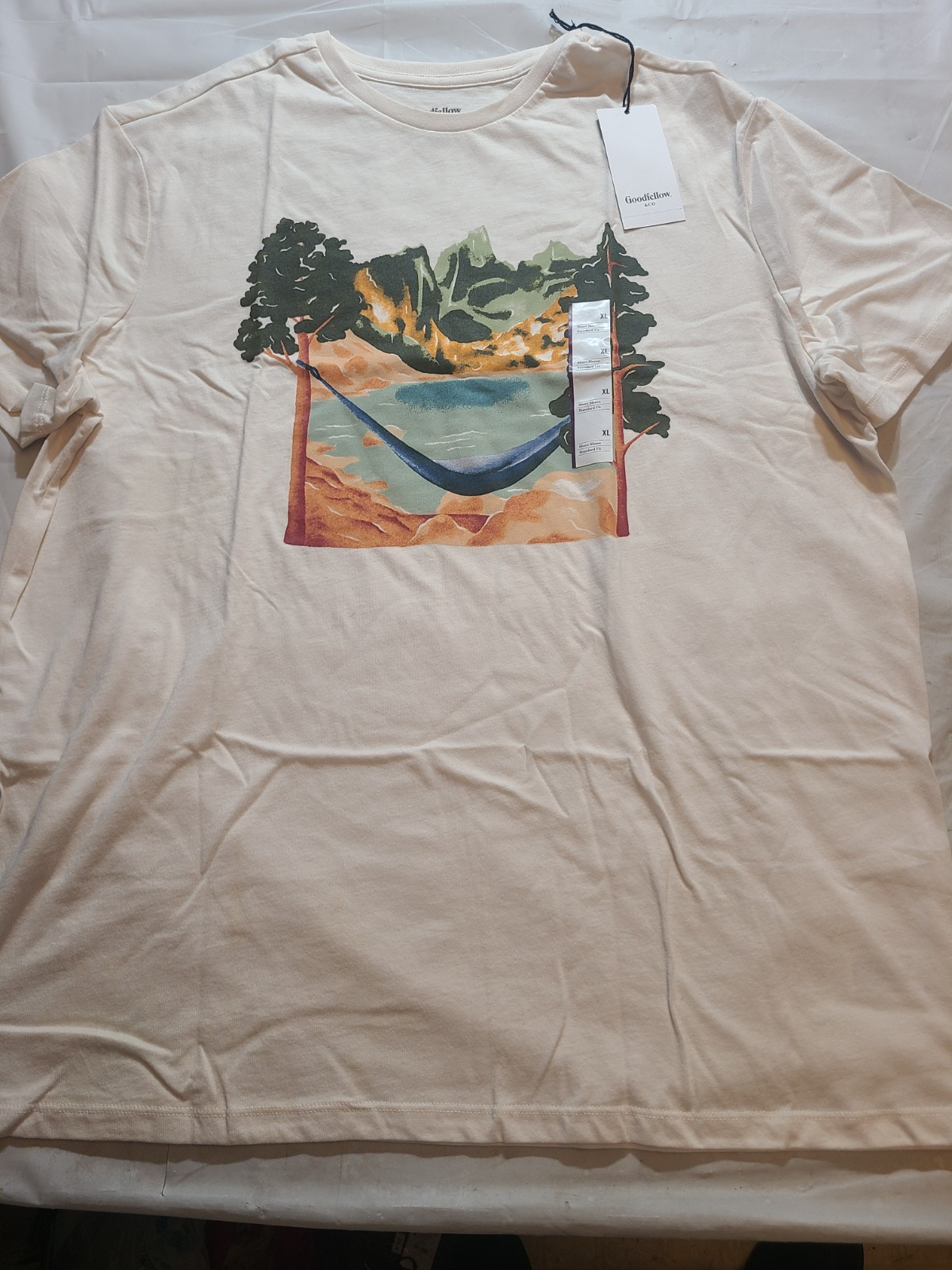 Men’s Printed Graphic T-Shirt Goodfellow & Co lvory/Tree Size XL