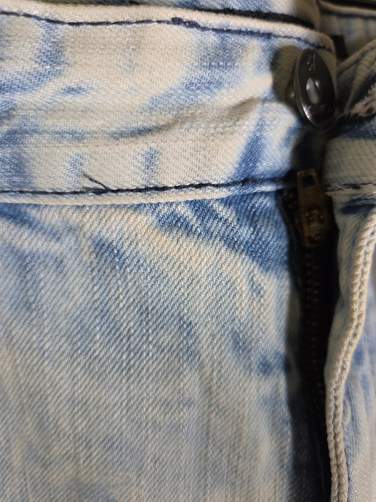Southpole Mens Jeans 48 to 50″x 32″ 100% Cotton Acid Wash Denim Retro Distressed