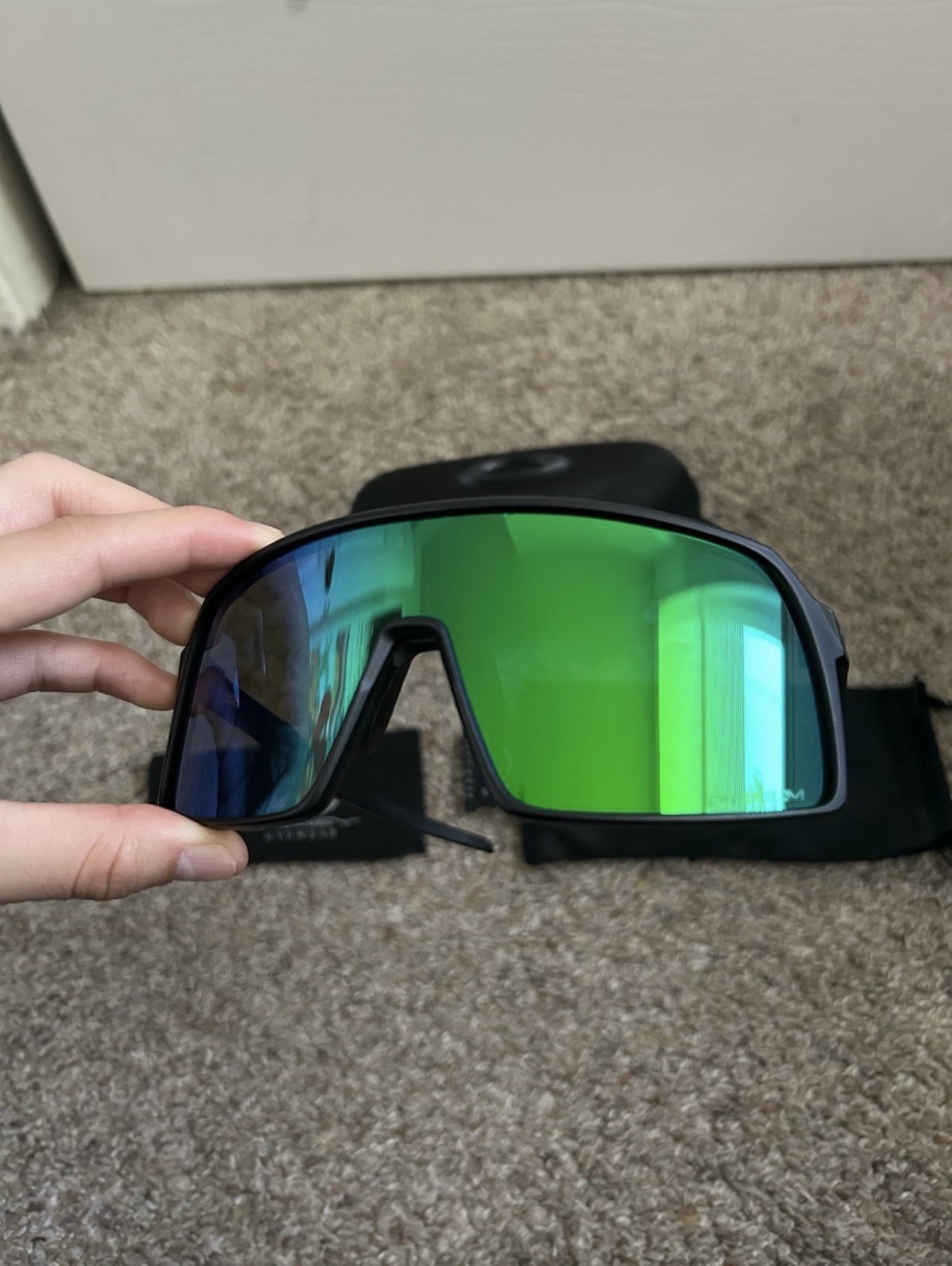 Oakley OO9463 Sutro Lite Men’s Sunglasses – Black