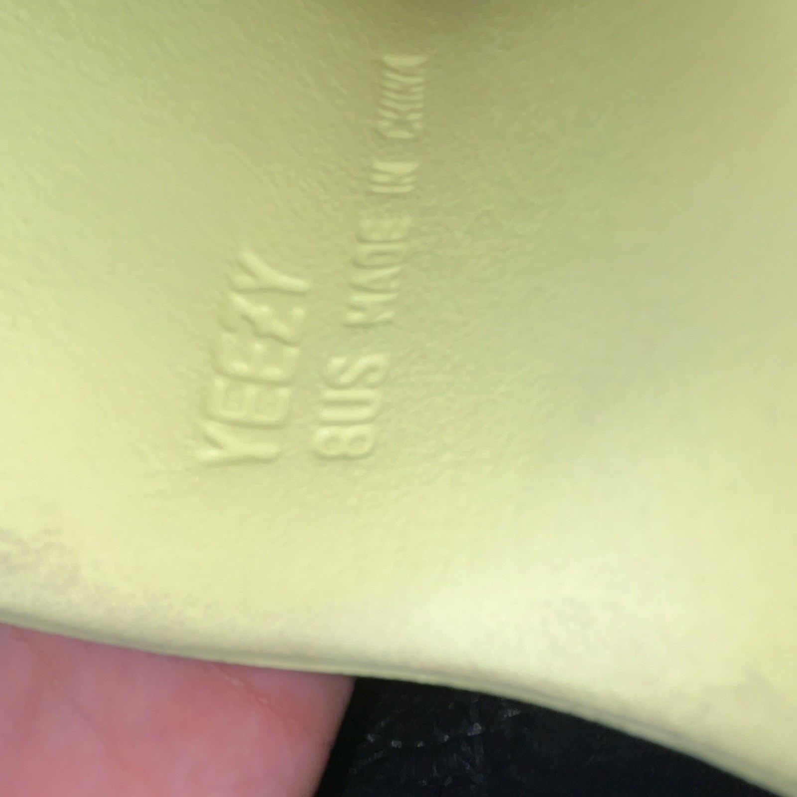 YEEZY YEEZY Slide Men’s Green Foam Slip-On Sandals Logo US 8 EU 47