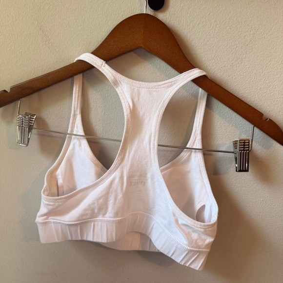 Pact white 95% organic cotton & 5% elastane sports bra in a S
